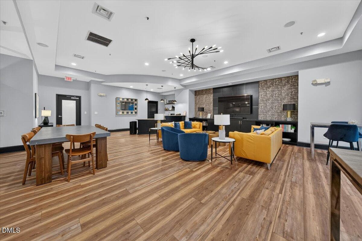 42-222APT212GlenwoodAveRaleigh_042_ZRL08 - 222 Glenwood Avenue 212, Raleigh, NC 27603, Raleigh