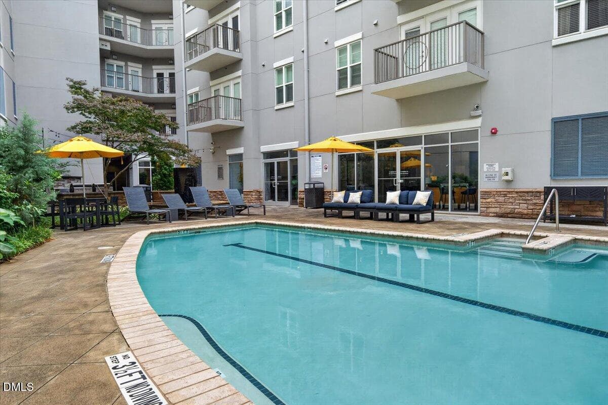 72-222APT212GlenwoodAveRaleigh_072_ZRL08 - 222 Glenwood Avenue 212, Raleigh, NC 27603, Raleigh