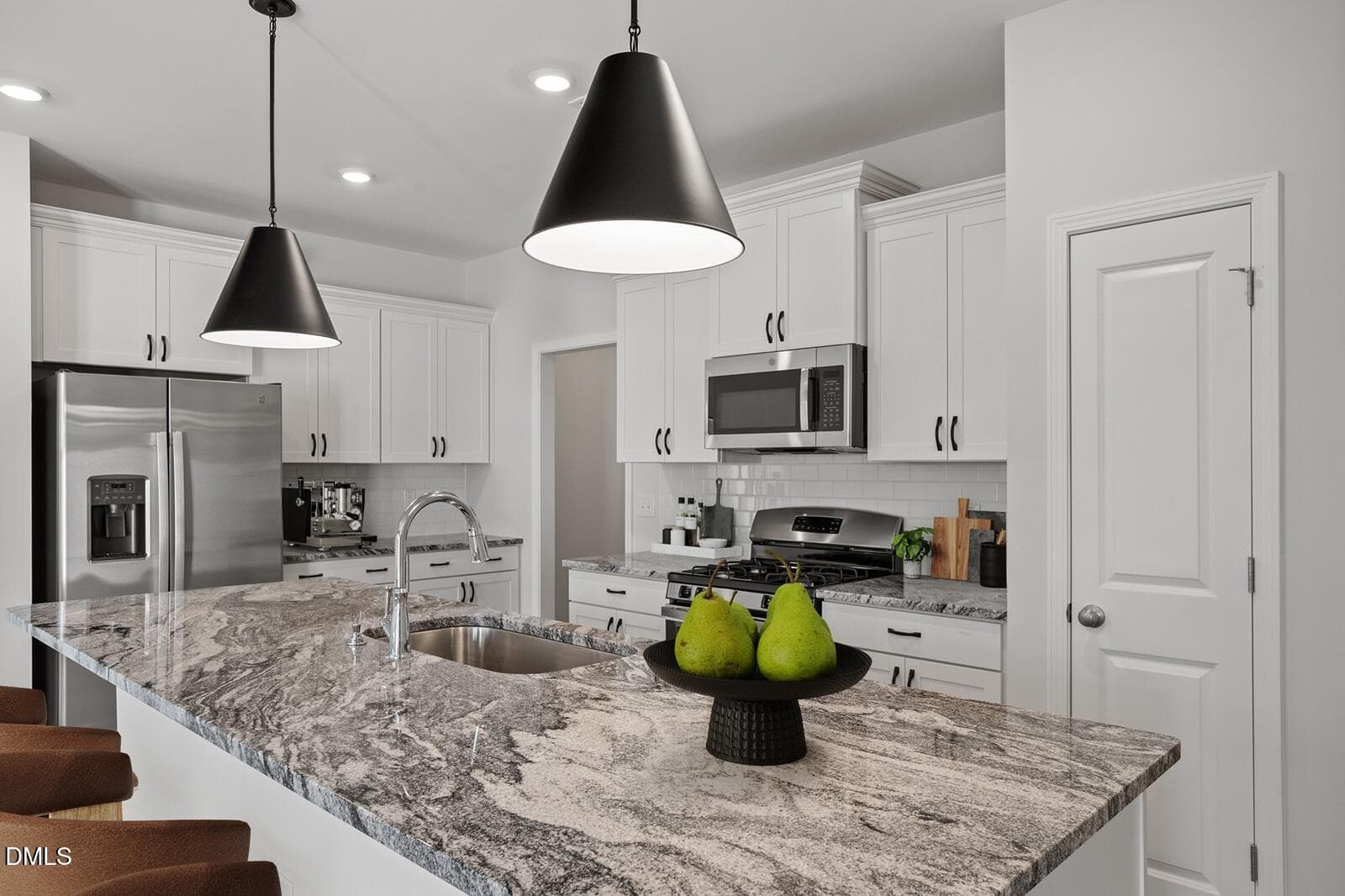 Kitchen - Mandevilla - Virtual Staging - 903 Westerland Way 86, Durham, NC 27703, Durham