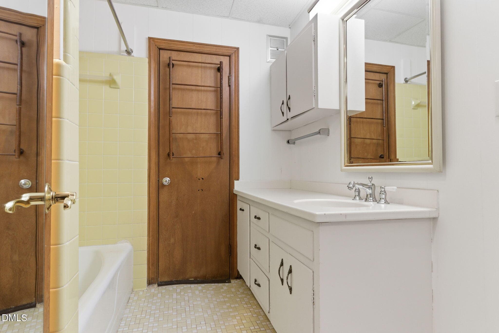 2420 Tyson Street-87 - 2420 Tyson Street, Raleigh, NC 27612, Raleigh