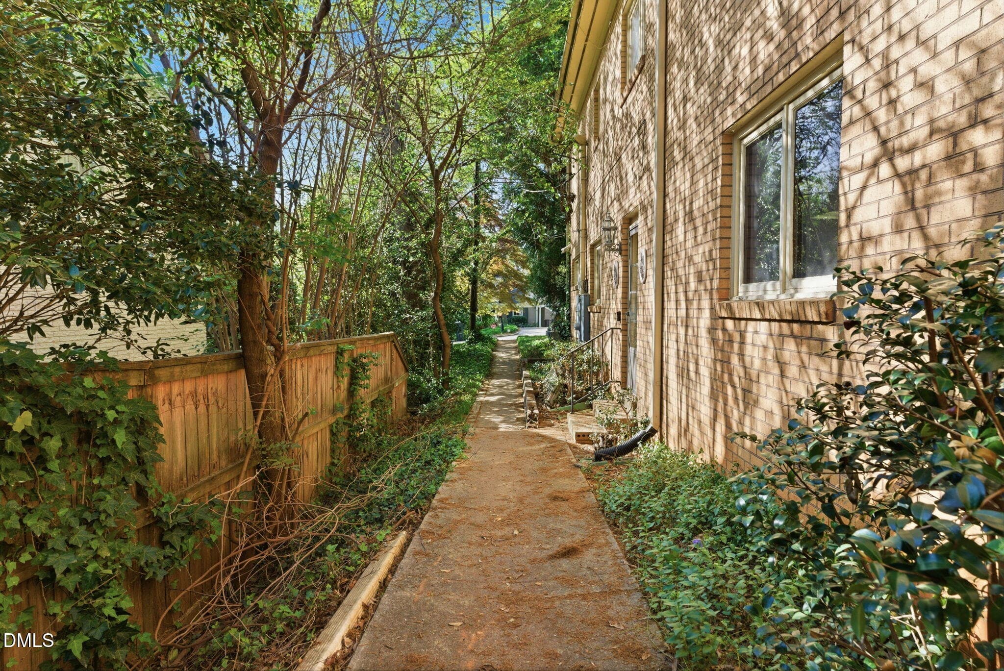 2420 Tyson Street-107 - 2420 Tyson Street, Raleigh, NC 27612, Raleigh