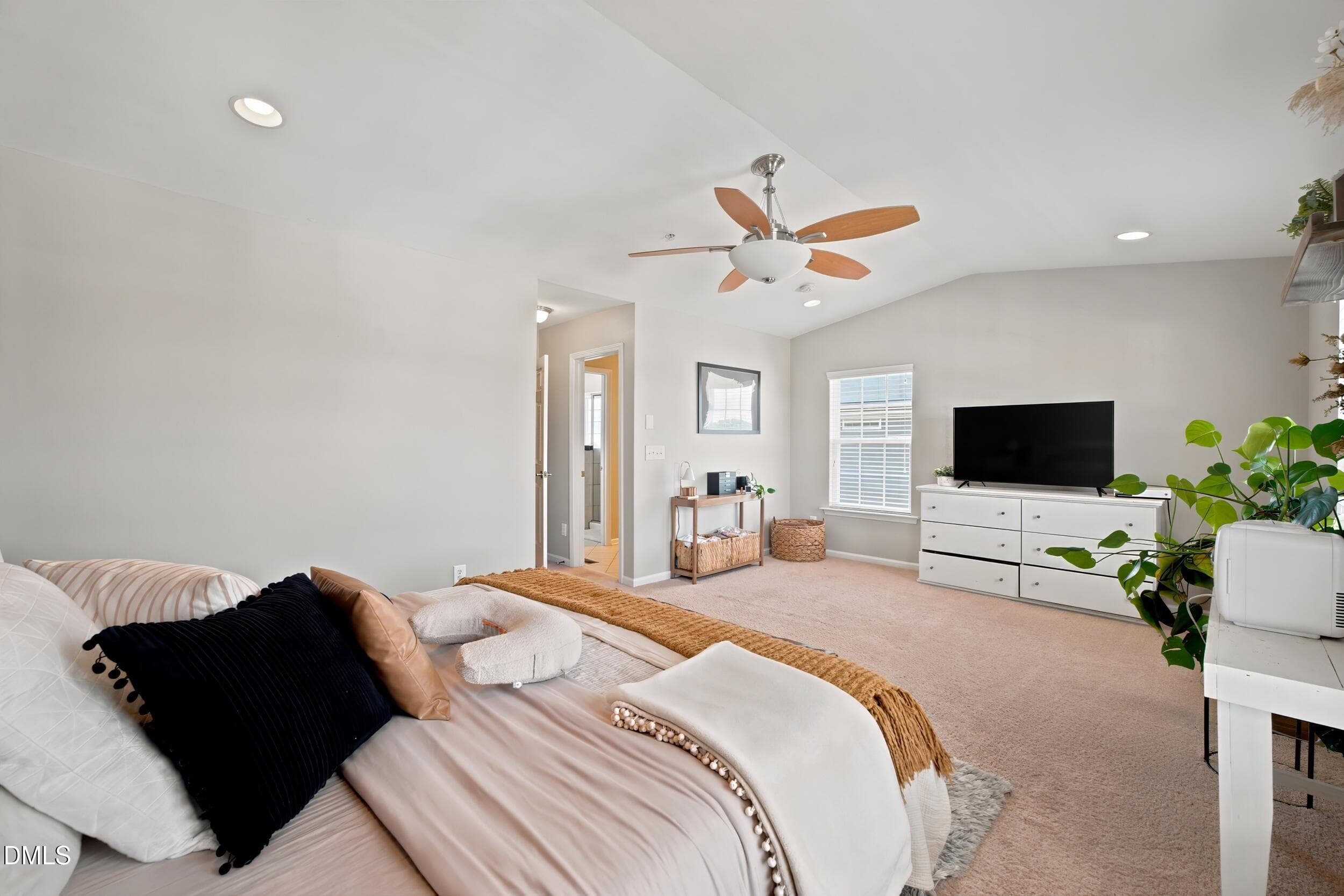 19 -1121 consortium dr, interior, primar - 1121 Consortium Drive 115, Raleigh, NC 27603, Raleigh