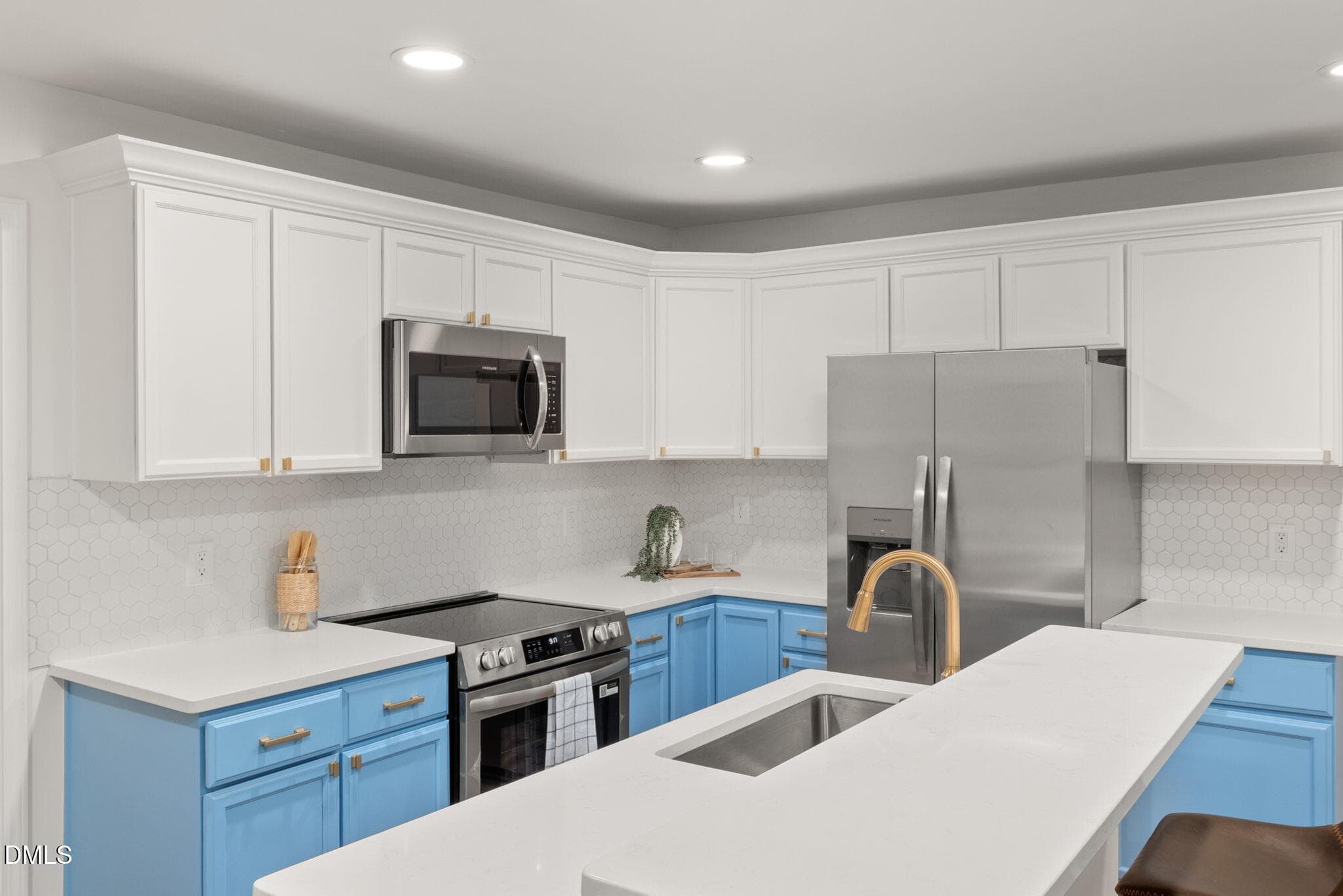 16-web-or-mls-DX3A3829-2 - 305 Freeman Street, Raleigh, NC 27601, Raleigh
