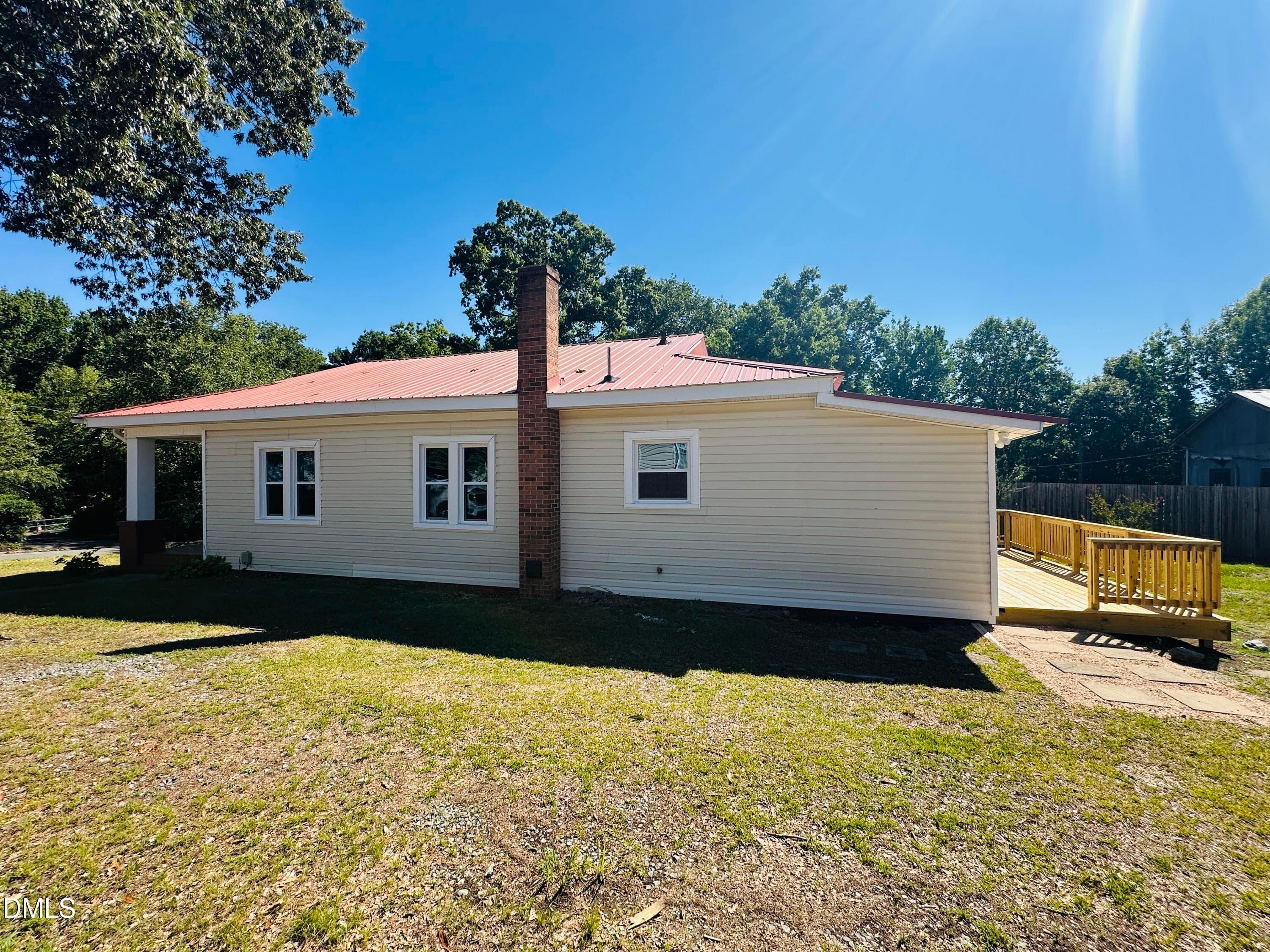 IMG_E9378 - 219 Barnette Avenue, Roxboro, NC 27573