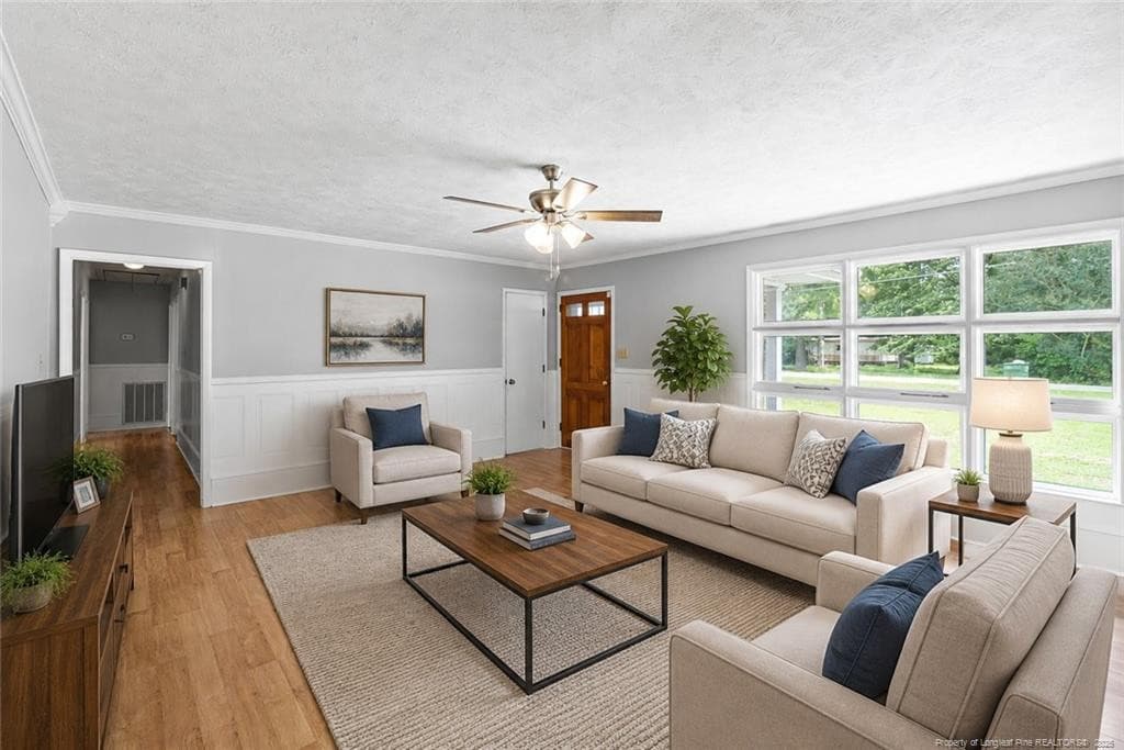 Virtual Staging - 344 S 4th Street, Saint Pauls, NC 28384