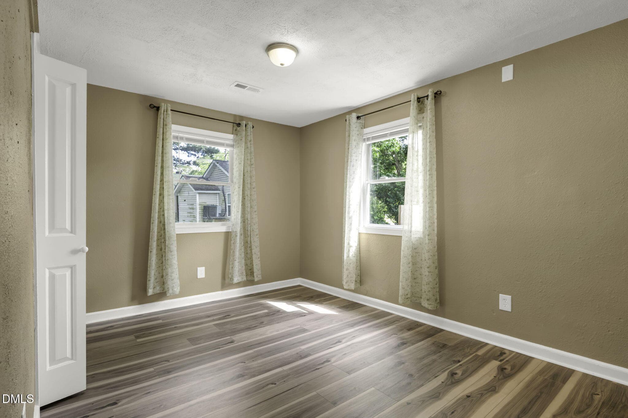11-web-or-mls-_D2L4206 - 110 Campbell Street, Lumberton, NC 28358
