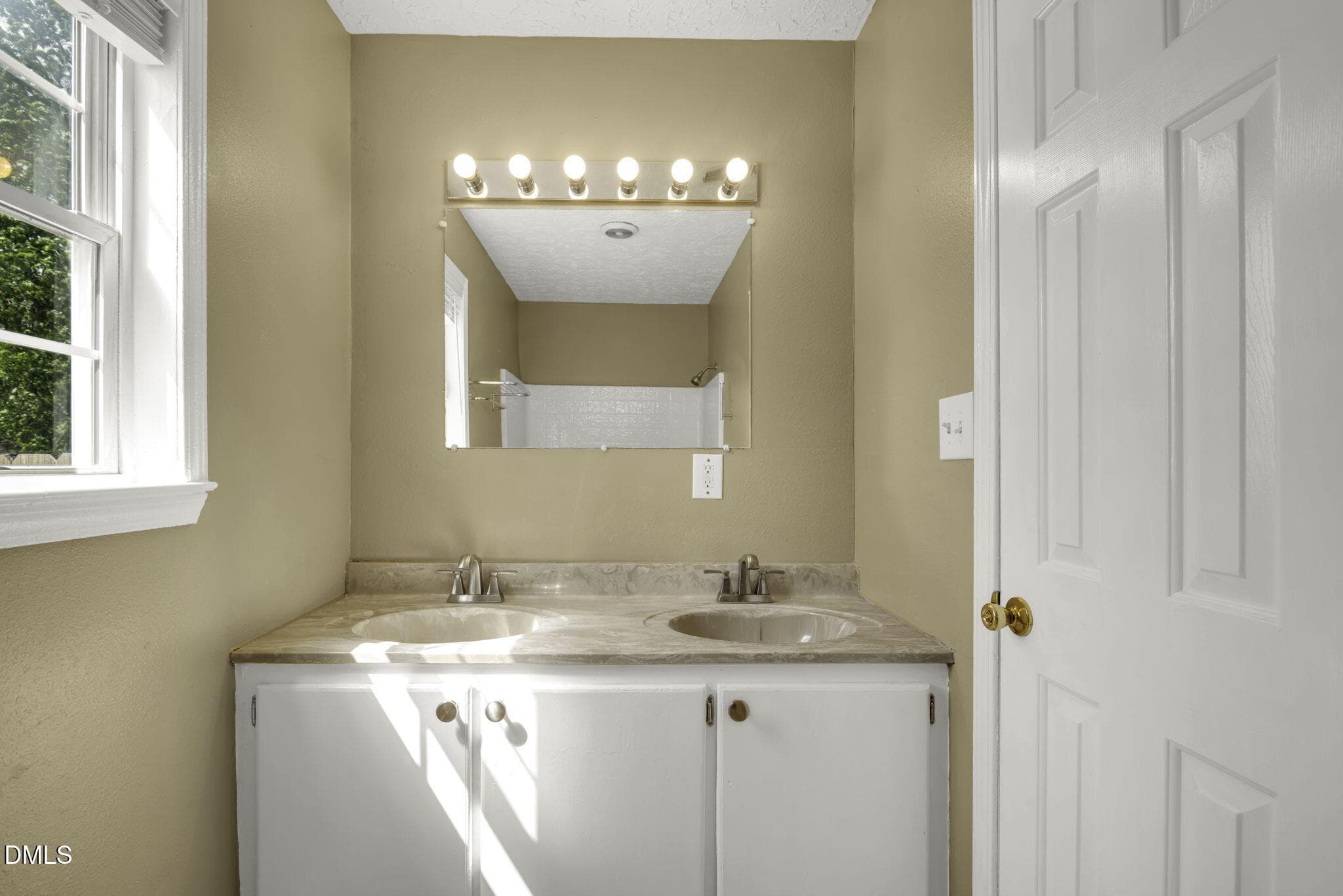 25-web-or-mls-_D2L4286 - 110 Campbell Street, Lumberton, NC 28358
