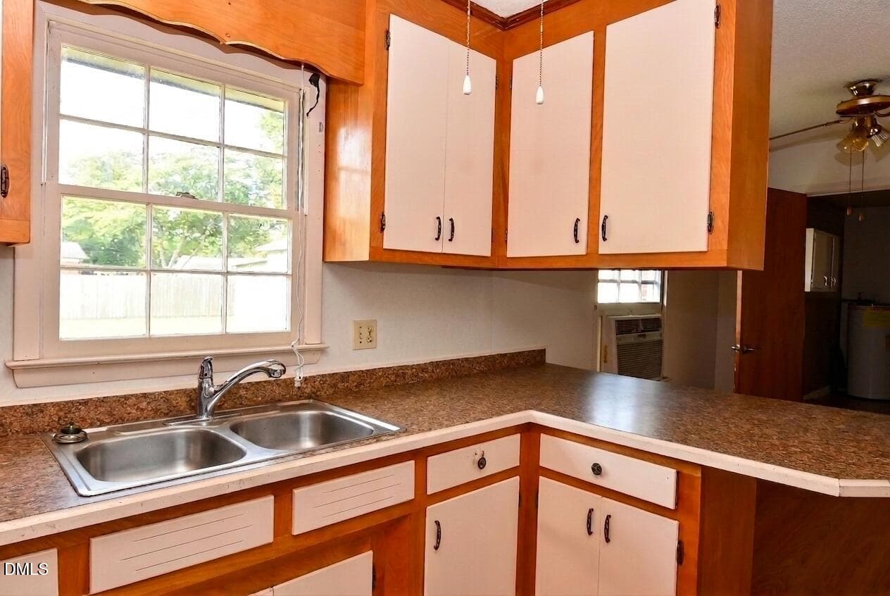 Kitchen 3 - 205 W B Street, Erwin, NC 28339