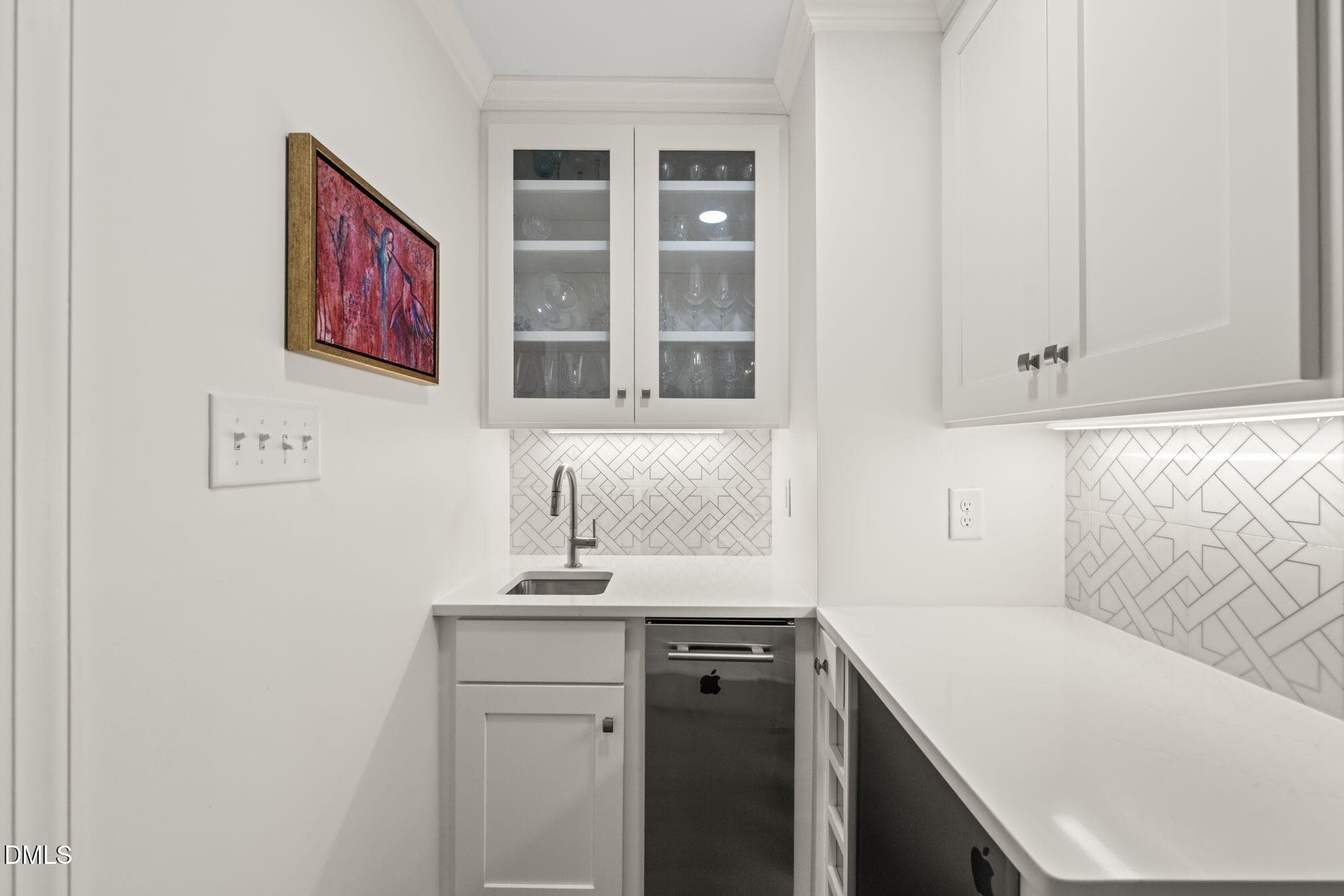 Wet Bar - 3516 Ranlo Drive, Raleigh, NC 27612, Raleigh