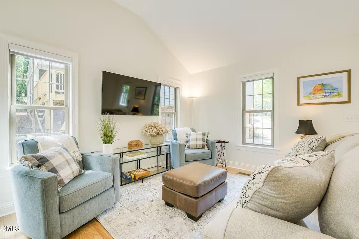 Image 3 - 3516 Ranlo Drive, Raleigh, NC 27612, Raleigh