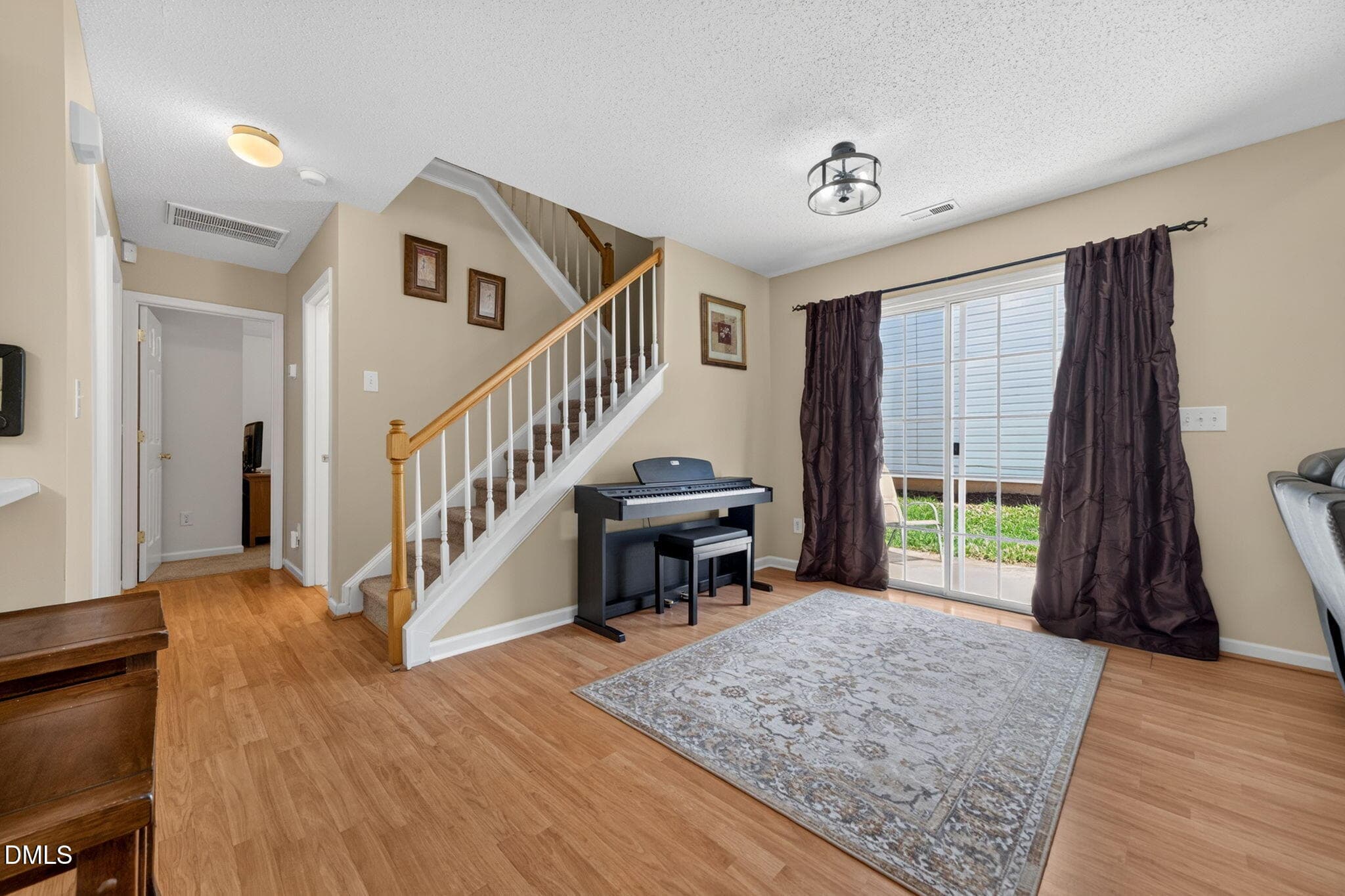 8Dining - 5512 Roan Mountain Place, Raleigh, NC 27613, Raleigh