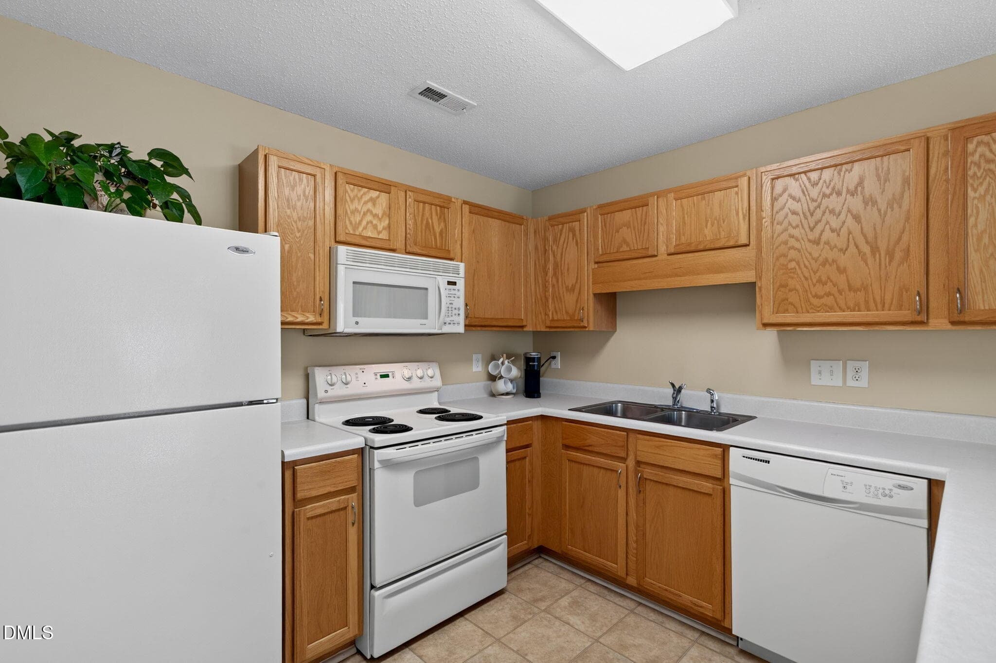 14Kit - 5512 Roan Mountain Place, Raleigh, NC 27613, Raleigh