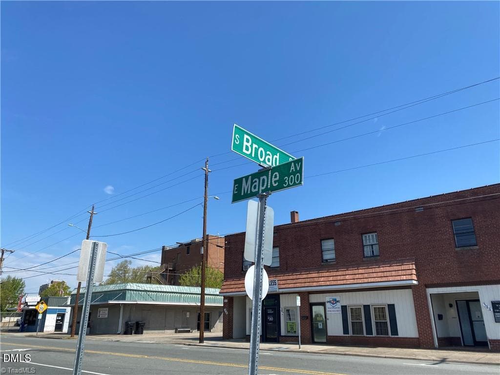 GetMedia - 2026-06-25T180649.204 - 342 Maple Avenue, Burlington, NC 27215