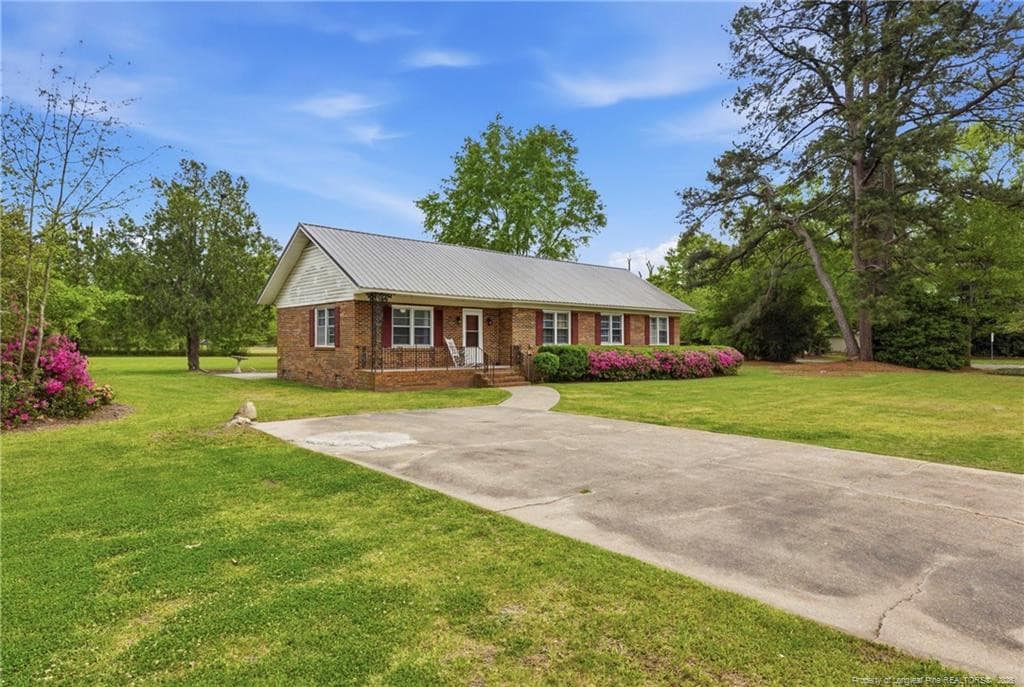 Photo 3 - 113 N Third Street, Dublin, NC 28332