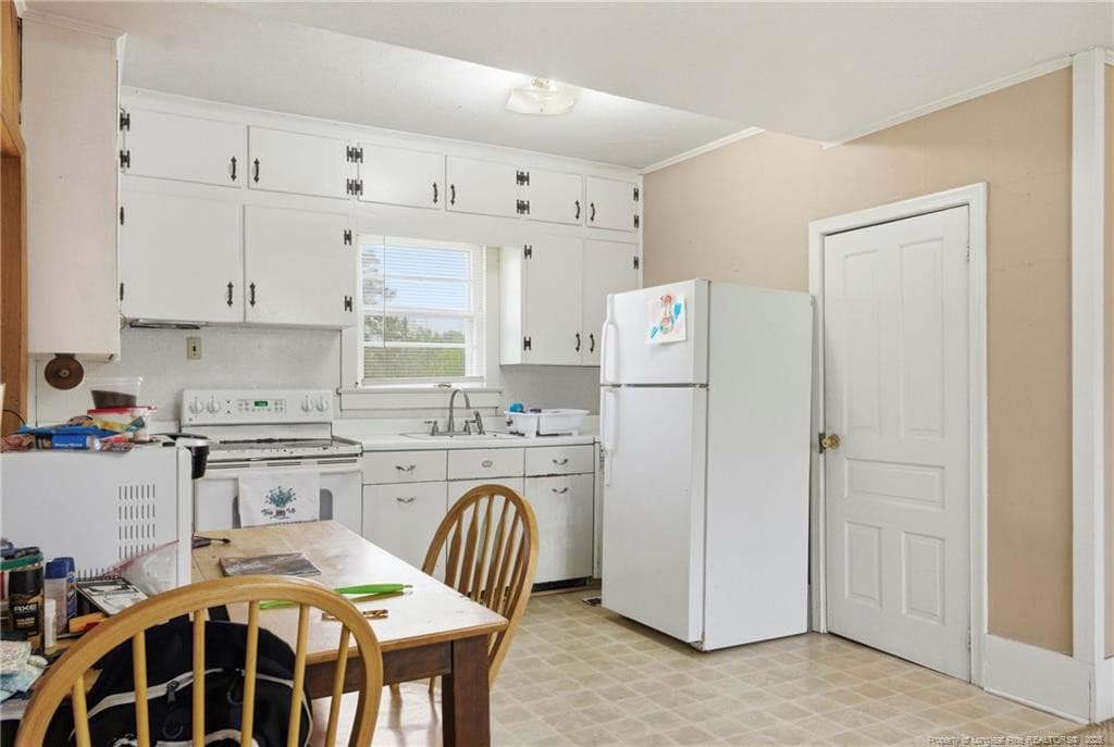 Photo 15 - 113 N Third Street, Dublin, NC 28332