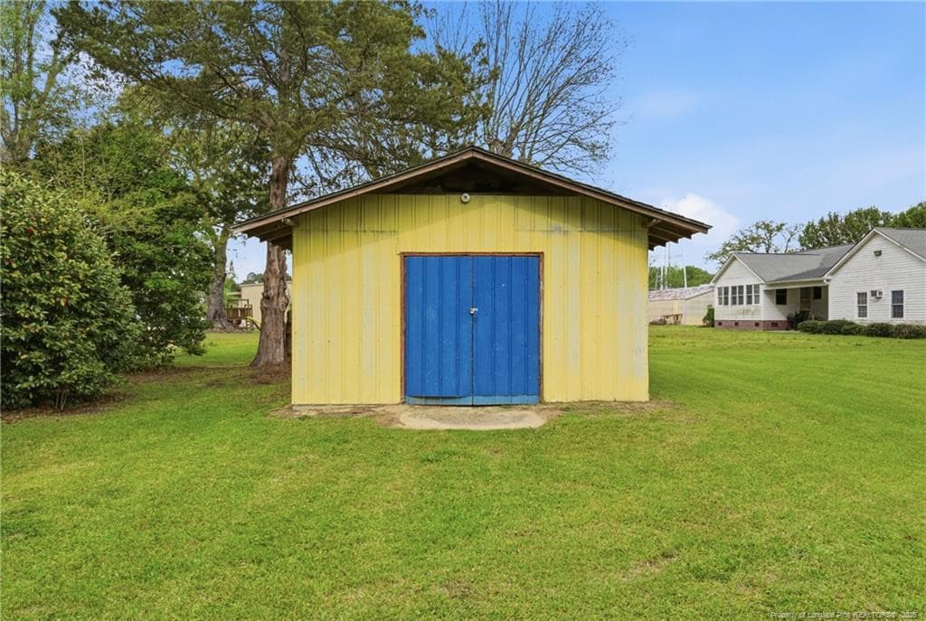 Photo 40 - 113 N Third Street, Dublin, NC 28332