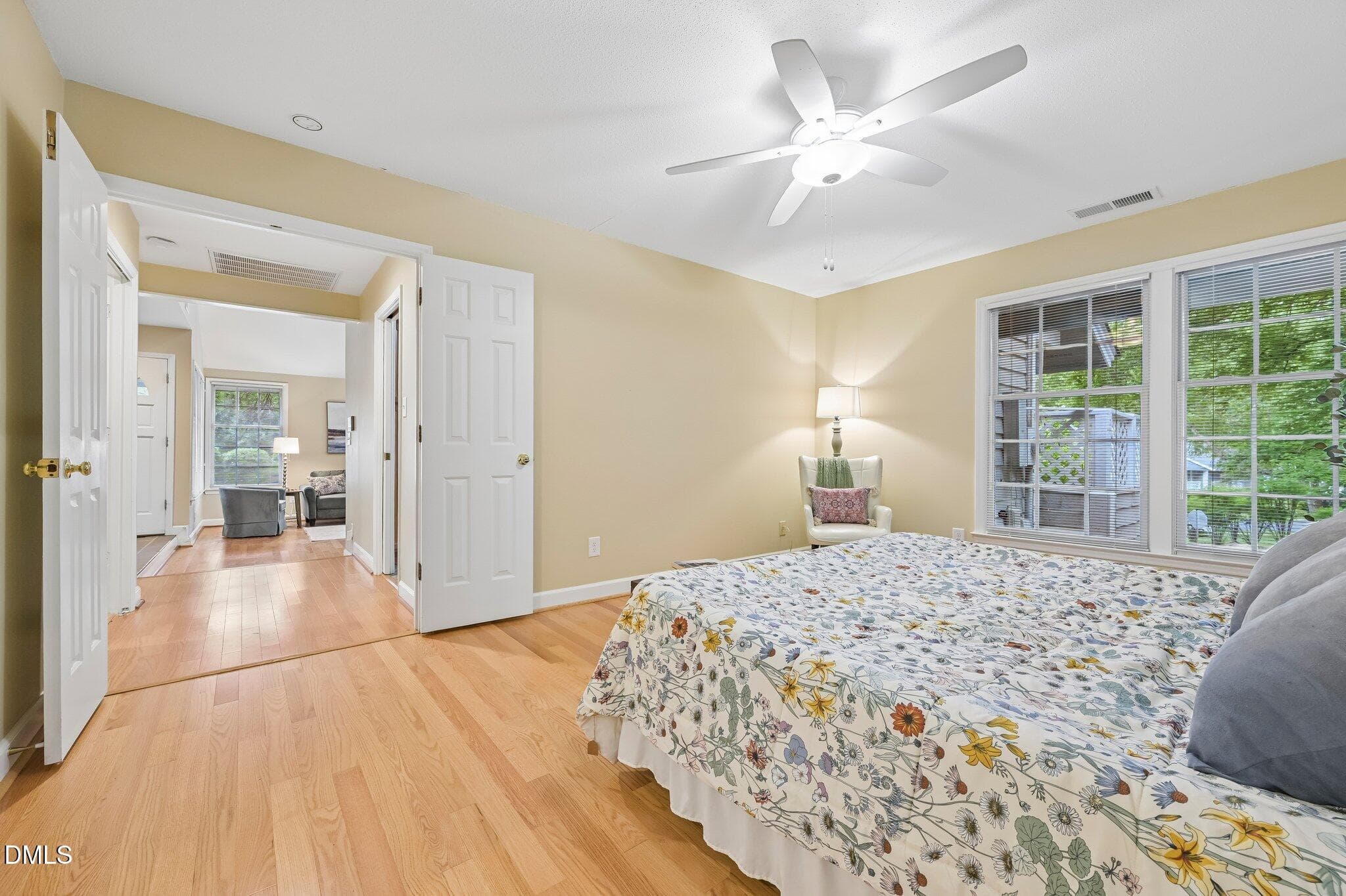 31-web-or-mls-White Oak Way-S2406-031 - 101 White Oak Way, Chapel Hill, NC 27514, Chapel Hill
