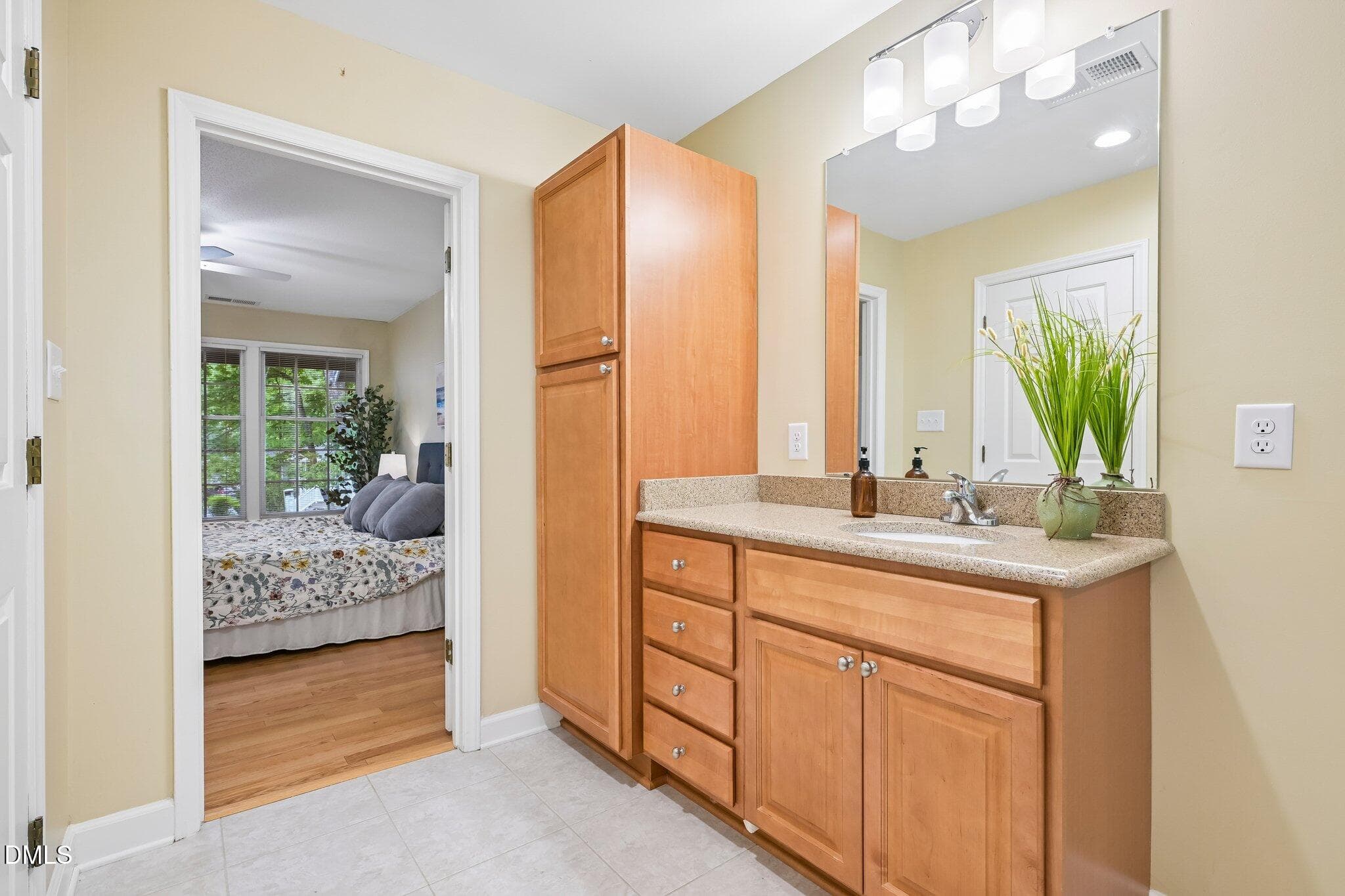 34-web-or-mls-White Oak Way-S2406-034 - 101 White Oak Way, Chapel Hill, NC 27514, Chapel Hill