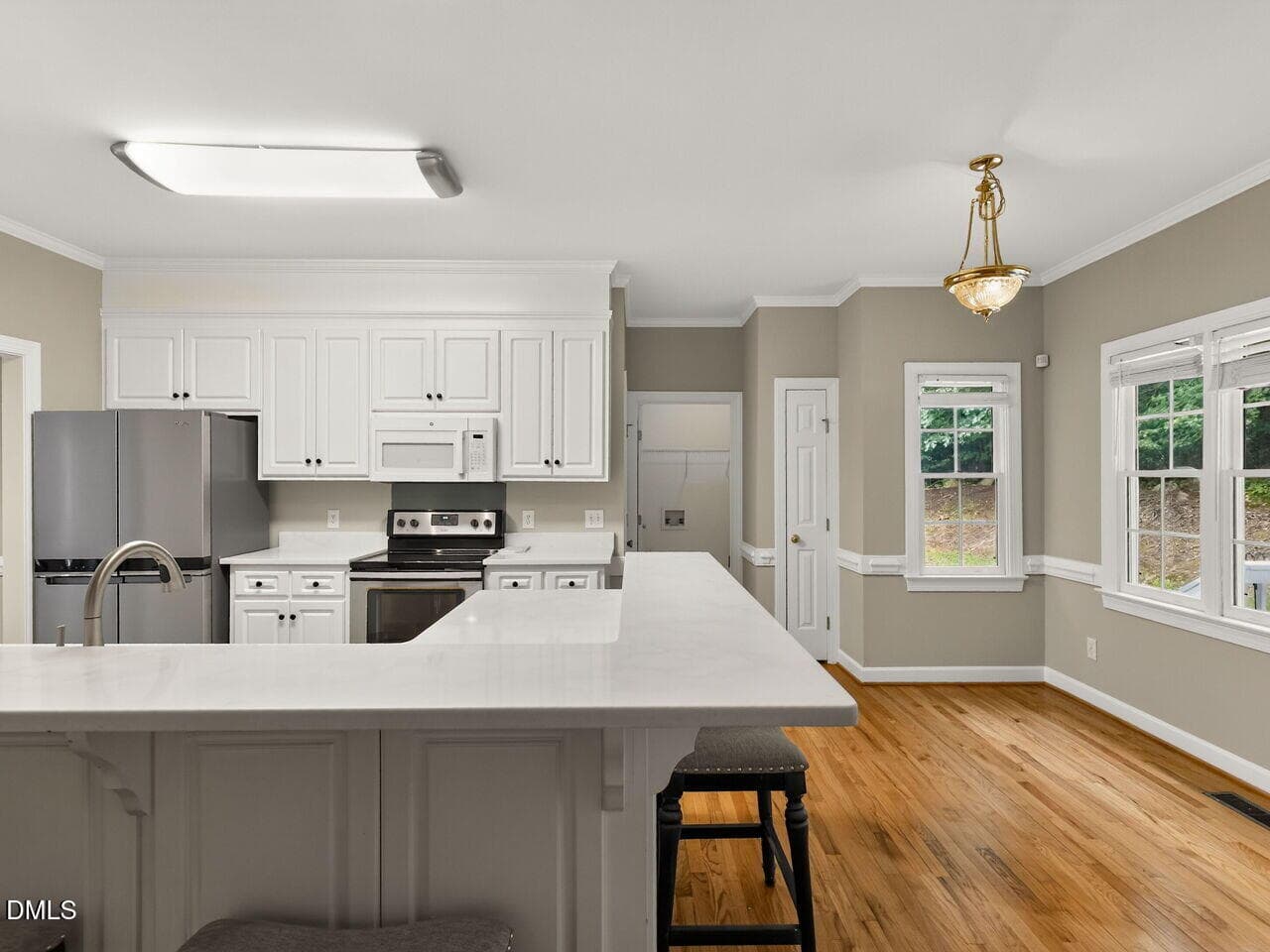 011-1280x960-kitchen-breakfast - 305 Neuse Ridge Drive, Clayton, NC 27527