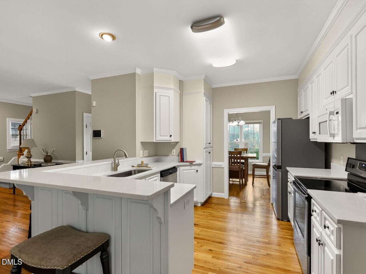 012-1280x960-kitchen - 305 Neuse Ridge Drive, Clayton, NC 27527
