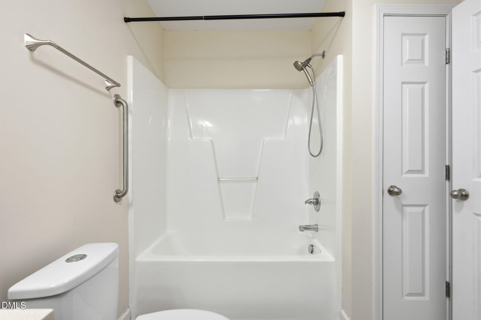 42-web-or-mls-IMG_4721 - 1802 Haverford Street, Durham, NC 27705, Durham