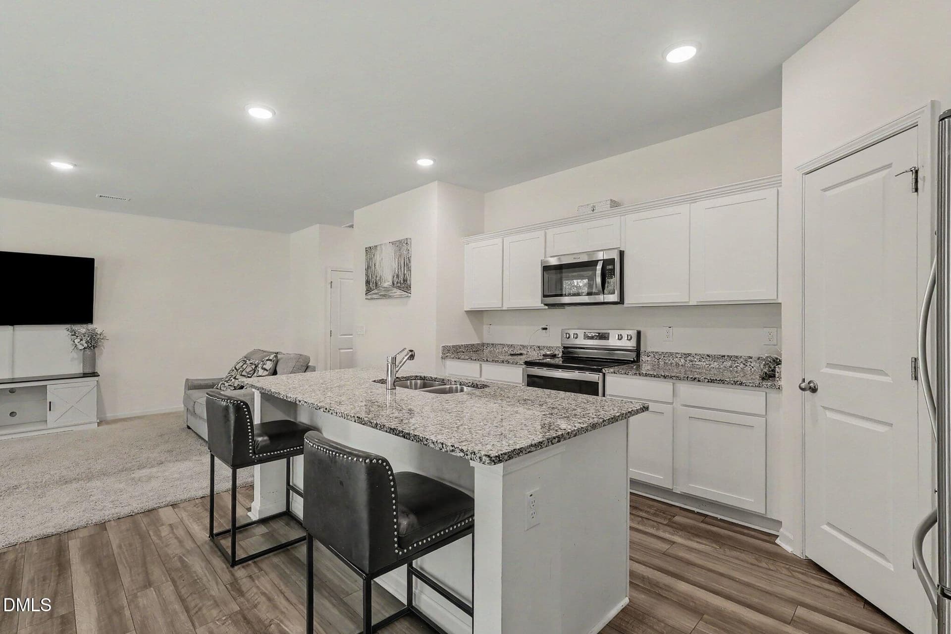 010_file_2731 - 900 Berkeley Glen Road, Zebulon, NC 27597
