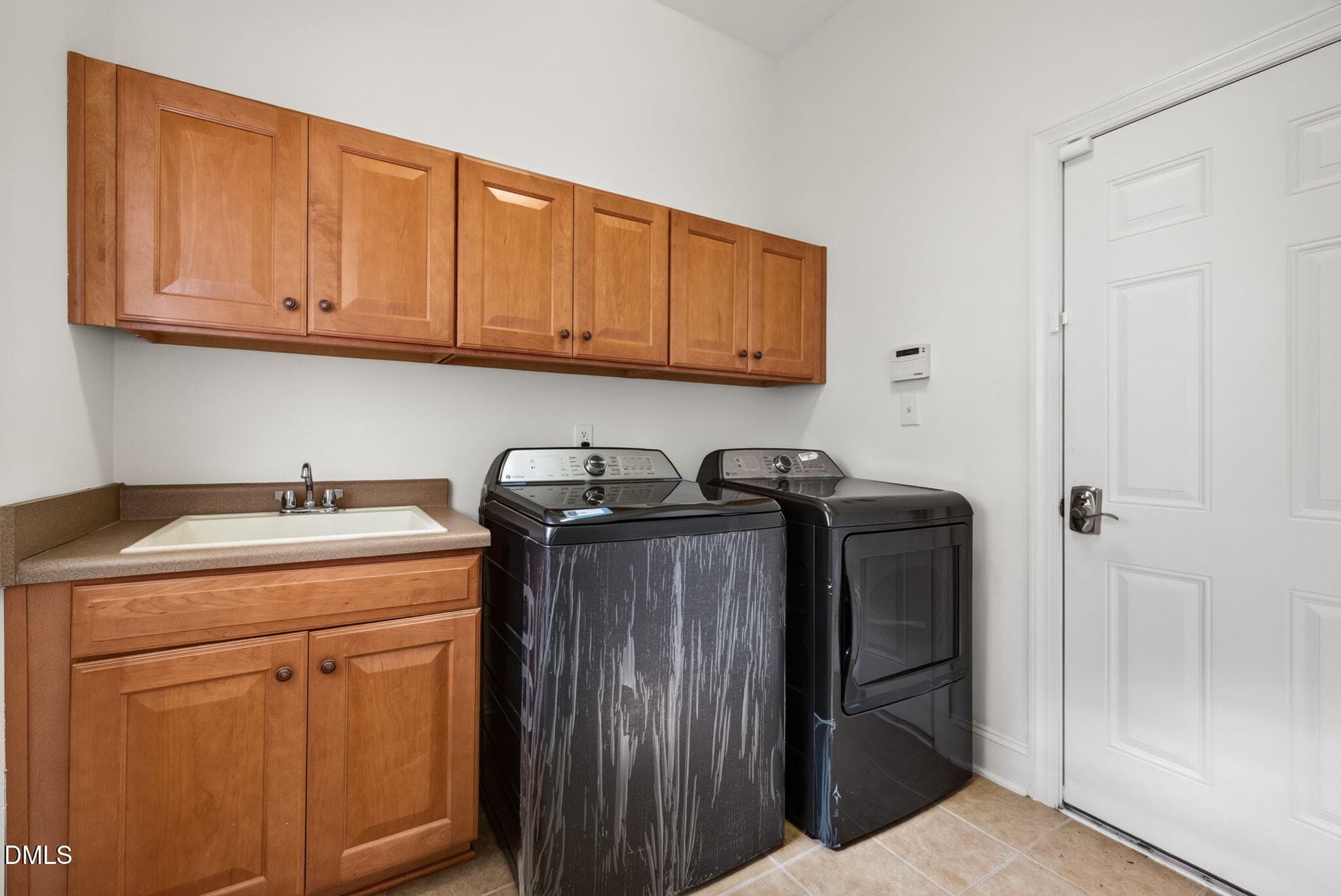 27-web-or-mls-IMG_0418 - 1049 Kennicott Avenue, Cary, NC 27513, Cary