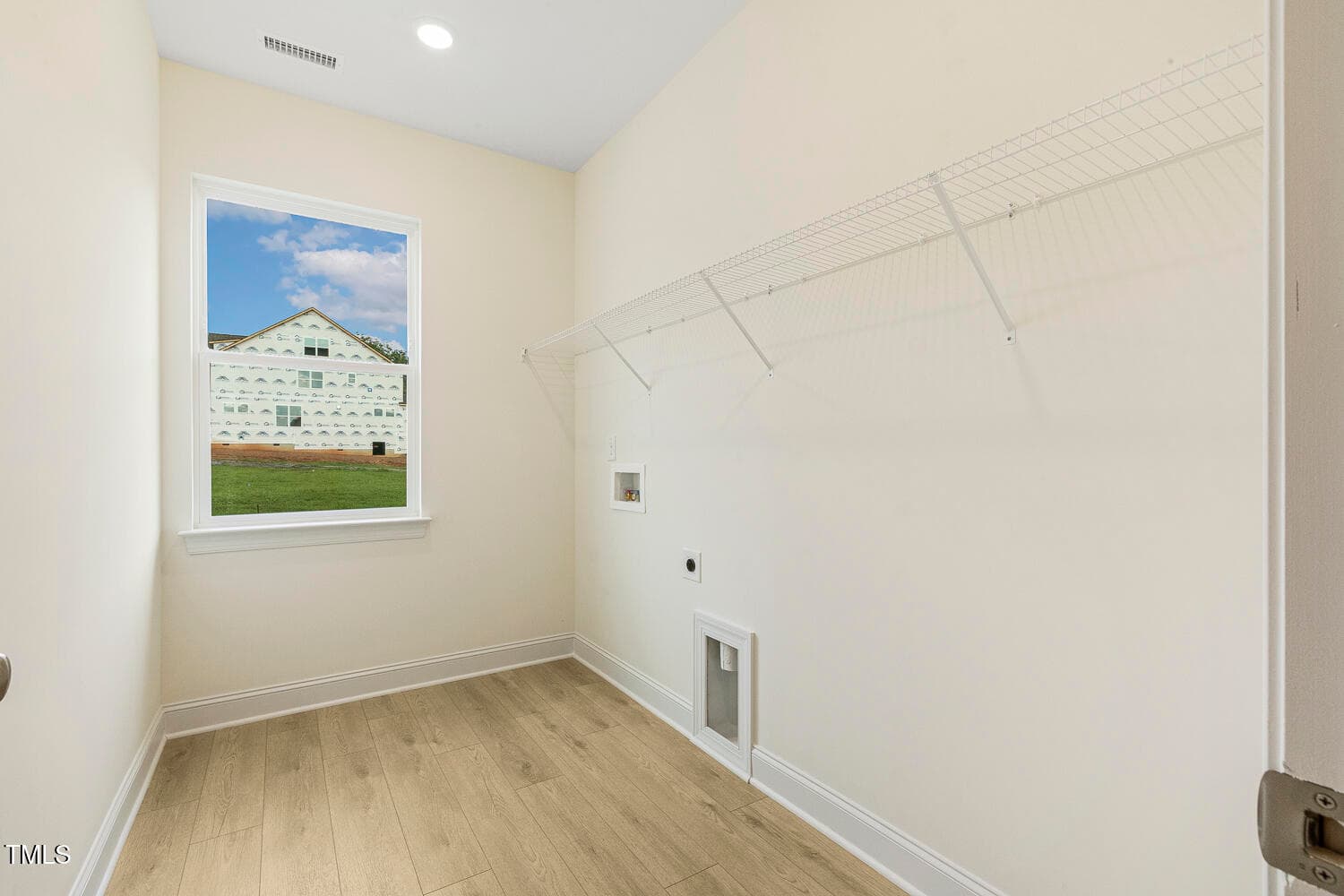 Laundry Room - 93 Ausban Ridge Lane, Four Oaks, NC 27524
