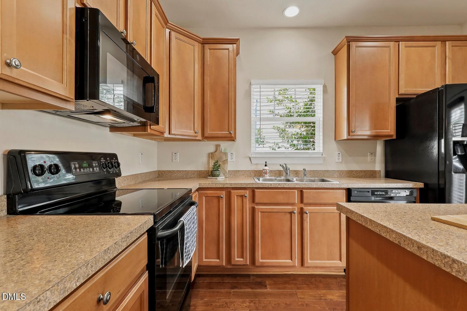 010-004-Kitchen-1500x1000 - 336 Kinellan Lane, Cary, NC 27519, Cary