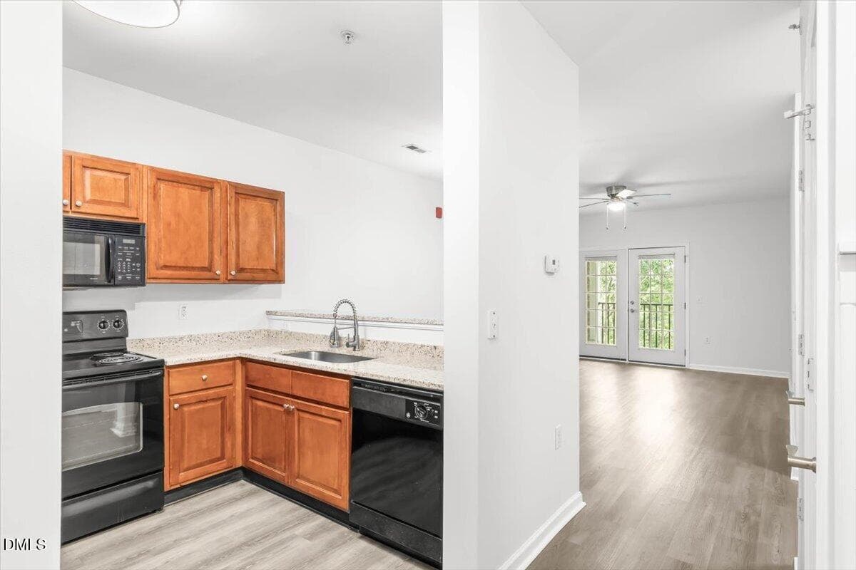 01-2610 Oldgate-1 - 2610 Oldgate Drive 304, Raleigh, NC 27604, Raleigh