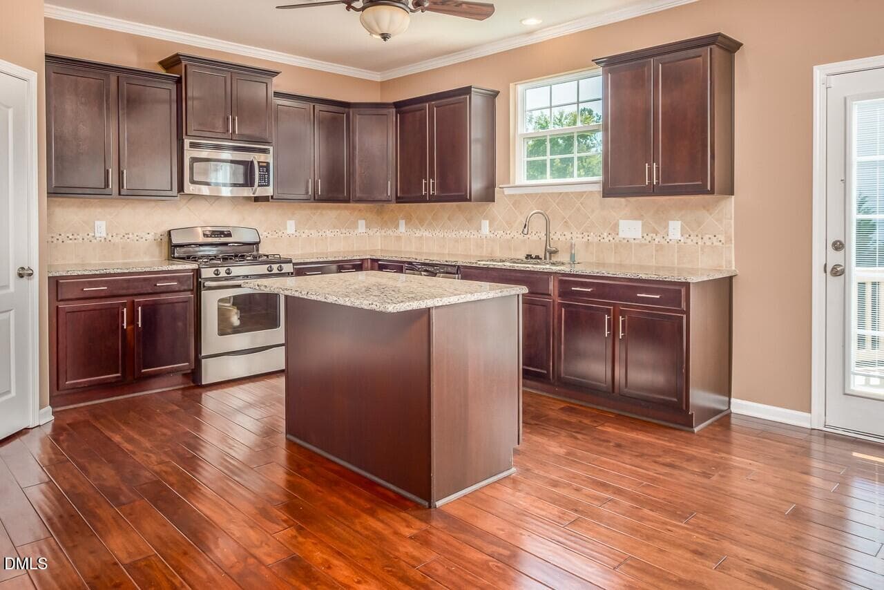 Kitchin-picture04 - 215 Holly Blossom Drive, Durham, NC 27703