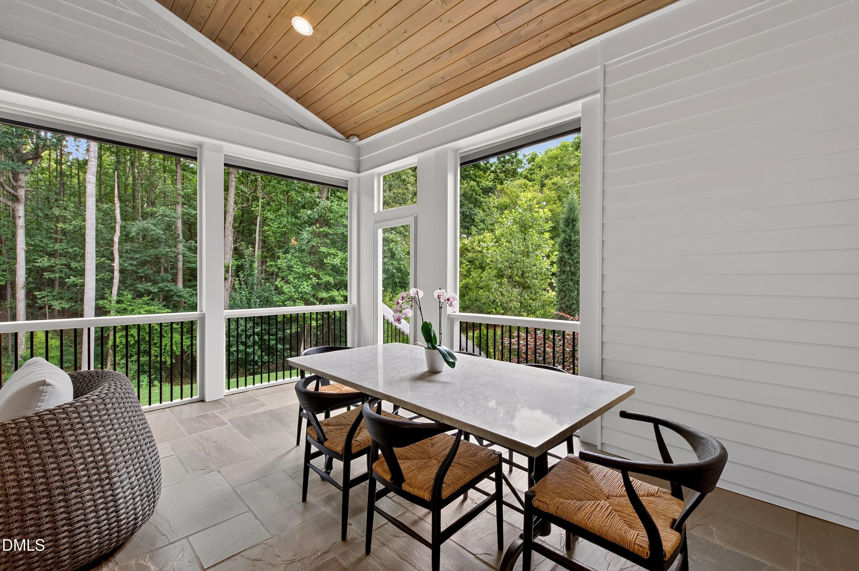 Gresham (26) - 2101 Gresham Lake Road, Raleigh, NC 27615, Raleigh