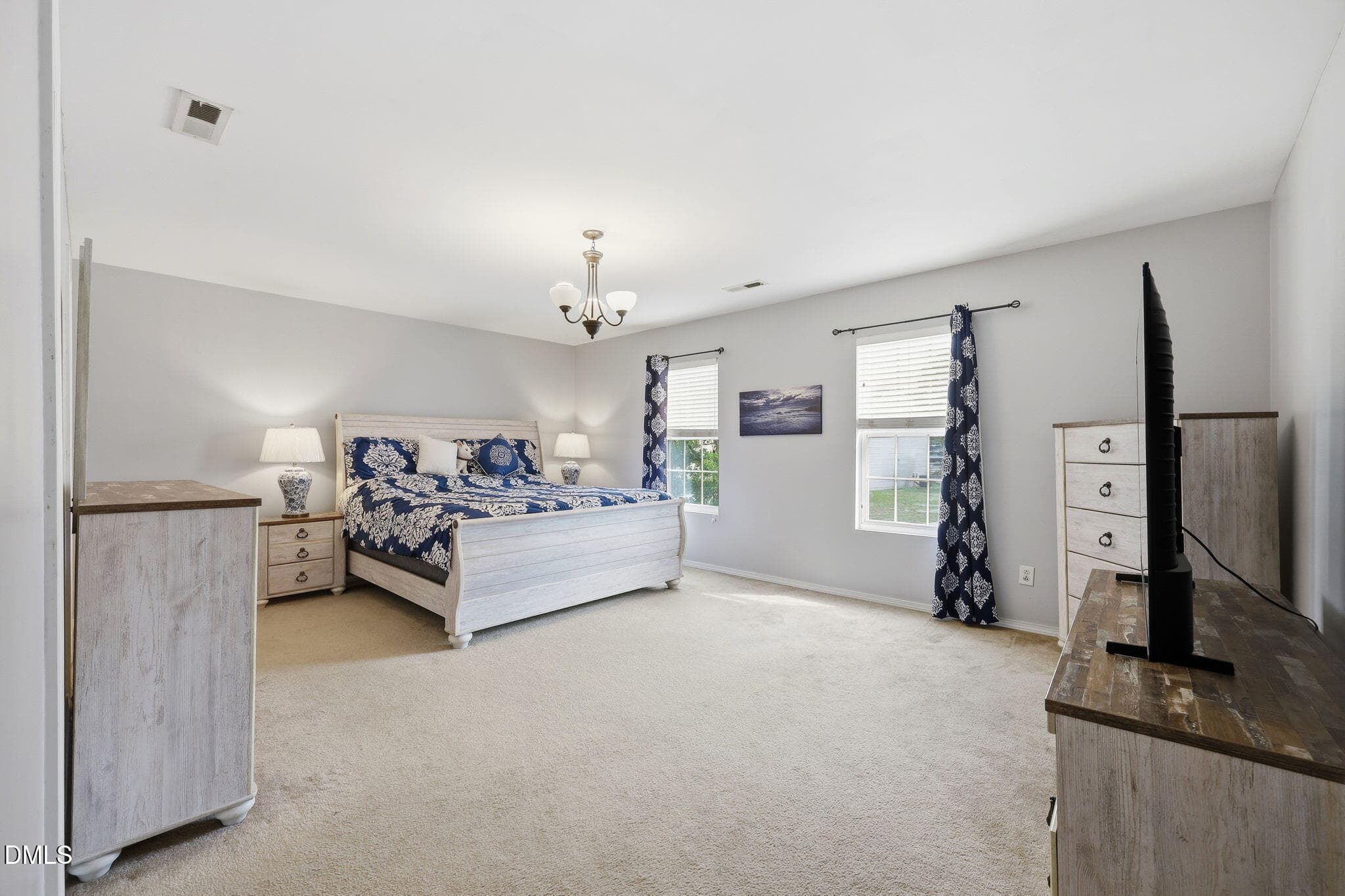 40-web-or-mls-IMG_3470 - 5433 Thunderidge Drive, Raleigh, NC 27610, Raleigh