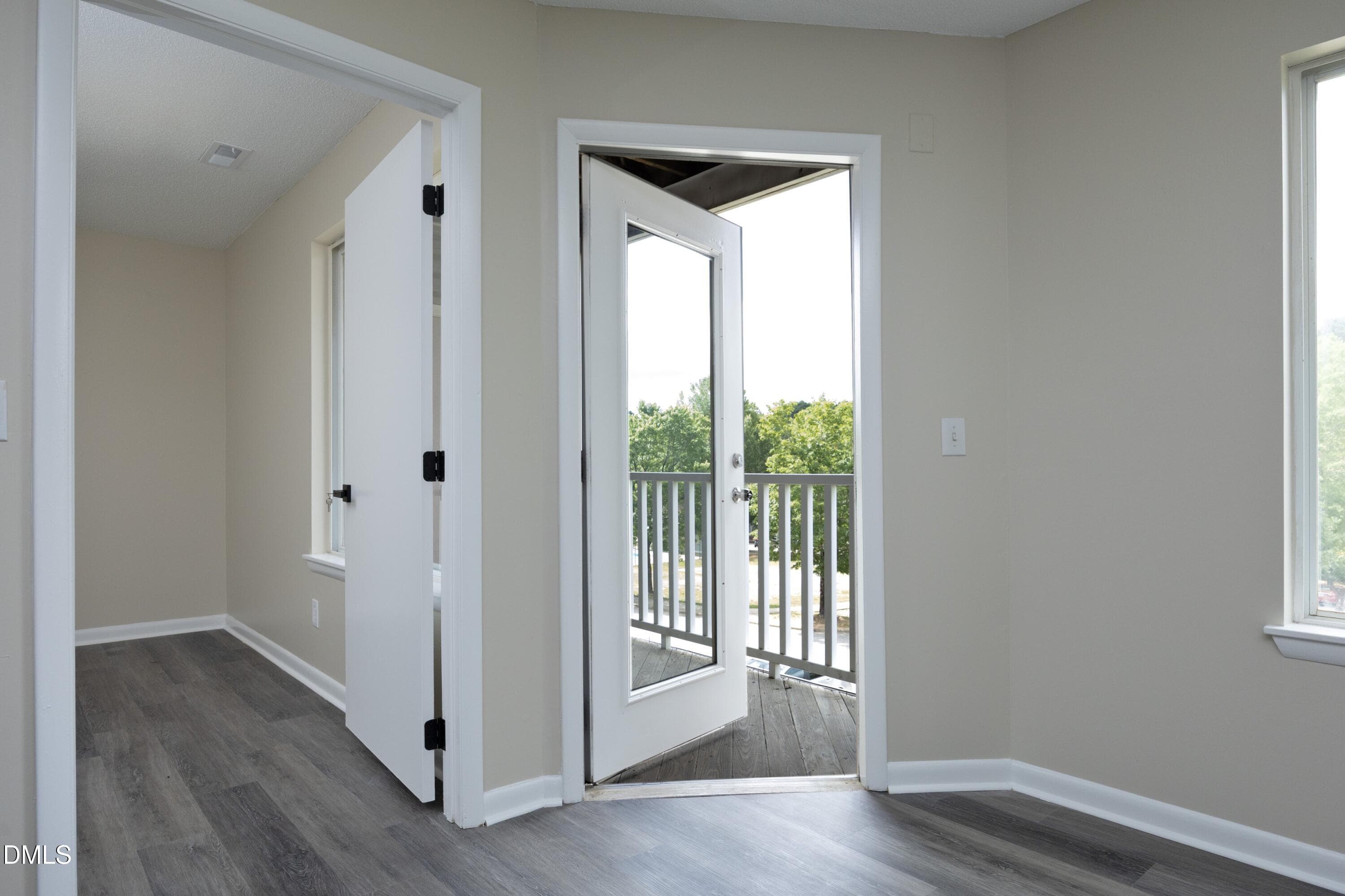 20DeckDoor - 1231 University Court 104, Raleigh, NC 27606, Raleigh