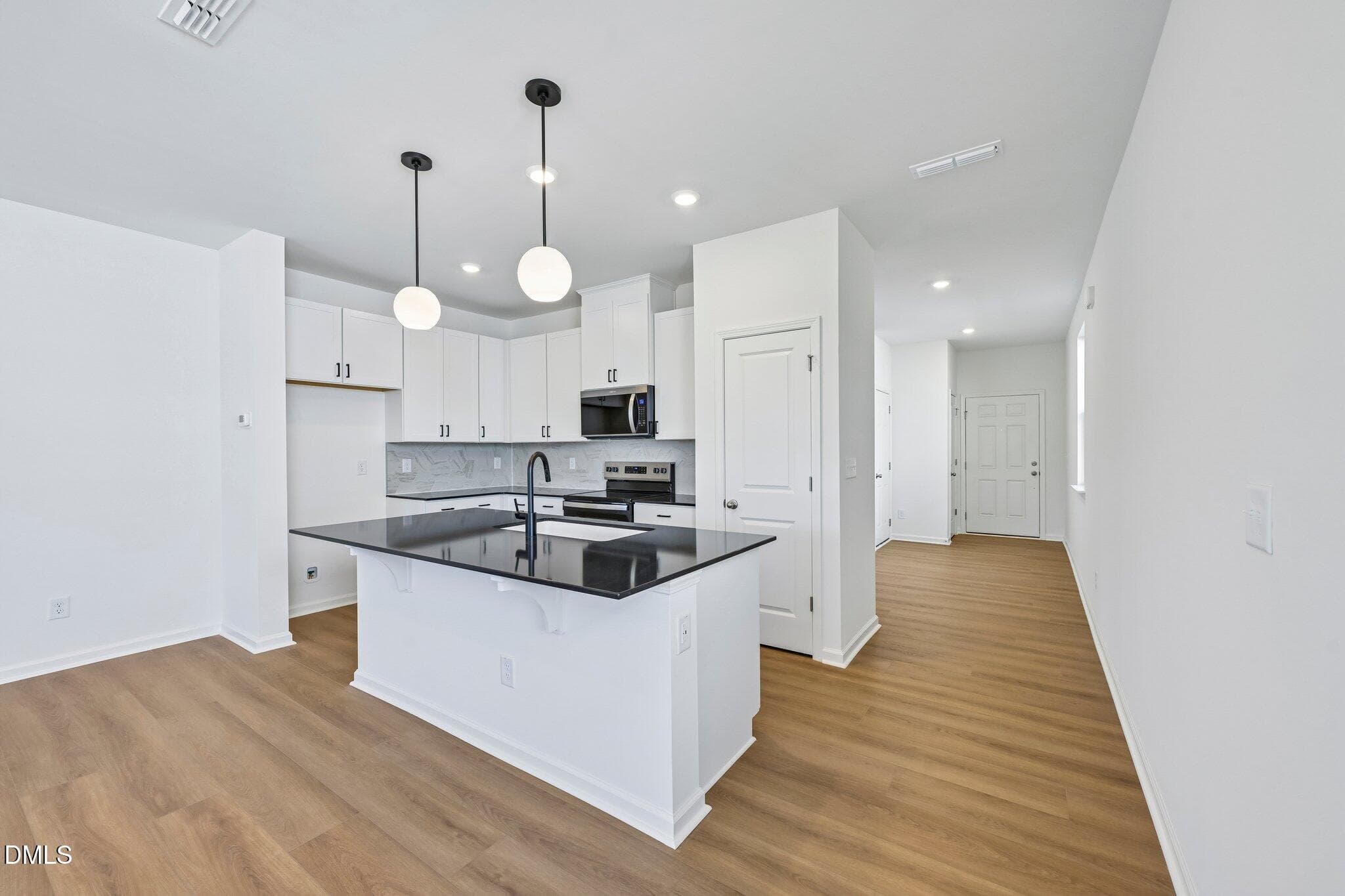 13-web-or-mls-Oakdale Dr-S2204-013 - 2025 Oakdale Drive, Durham, NC 27703