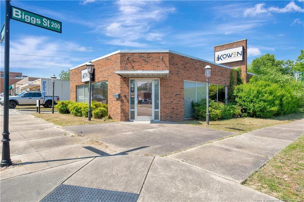 Photo 3 - 231 Biggs Street, Laurinburg, NC 28352