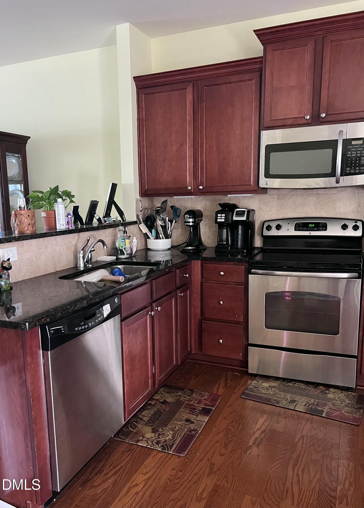 Kitchen - 1331 Still Monument Way, Raleigh, NC 27603, Raleigh
