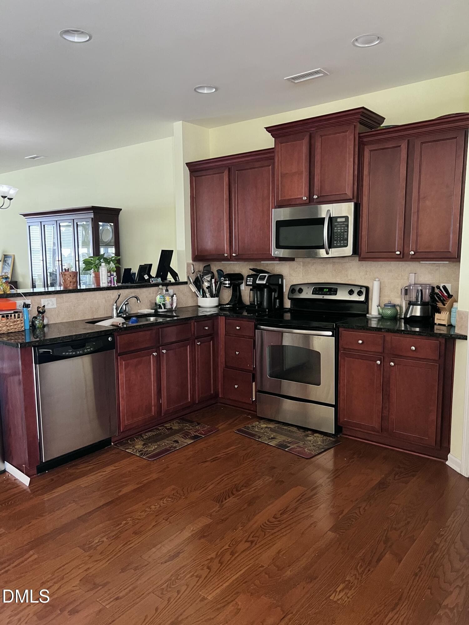 Kitchen - 1331 Still Monument Way, Raleigh, NC 27603, Raleigh