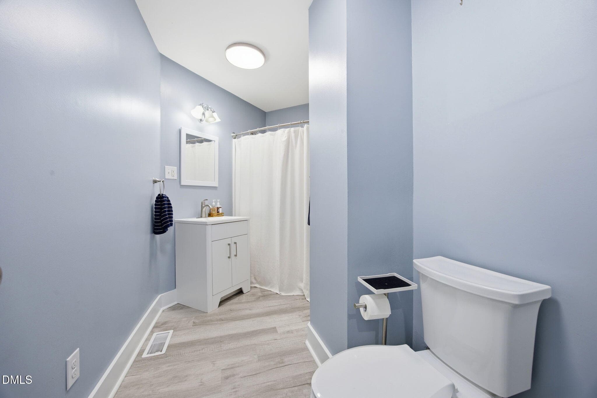 Full Bathroom - 8308 Belgium Drive, Raleigh, NC 27606, Raleigh