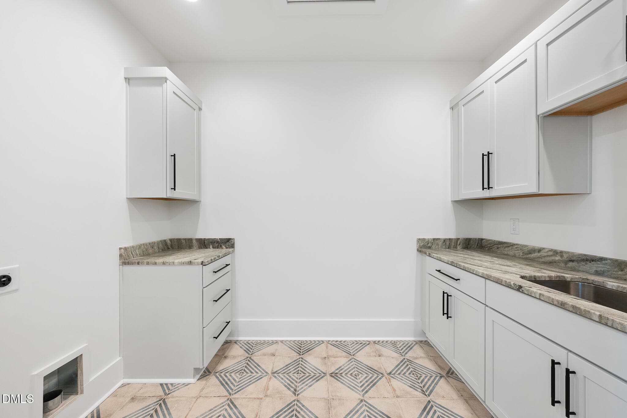 DSC06230 - 813 E Hargett Street, Raleigh, NC 27603, Raleigh