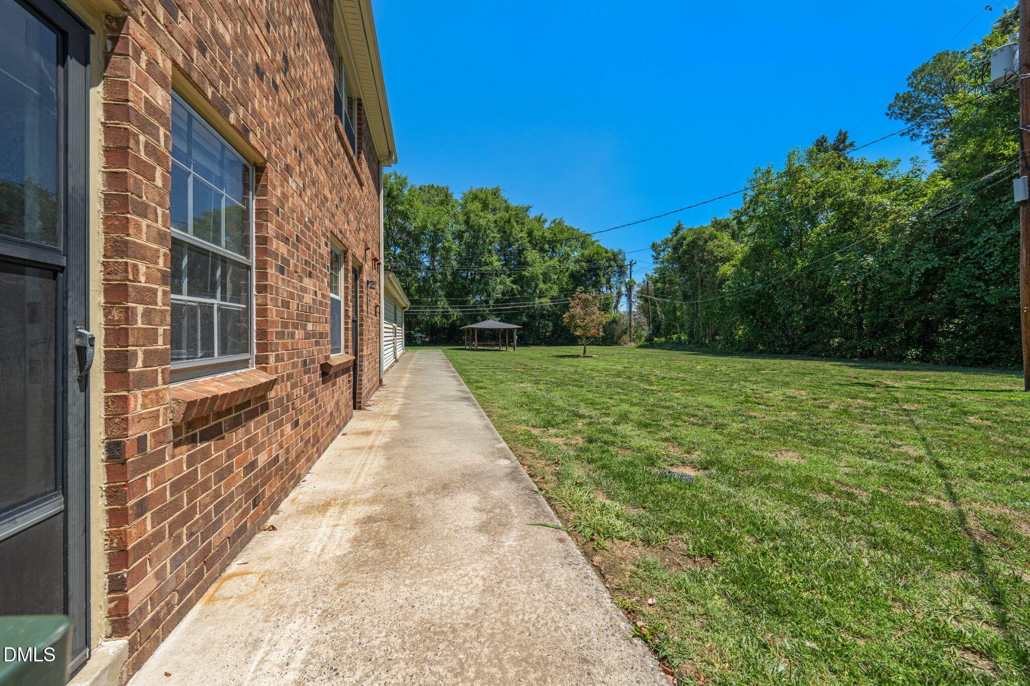 23-web-or-mls-DSC04597 - 1002 Willow Drive Apt 6, Chapel Hill, NC 27514, Chapel Hill