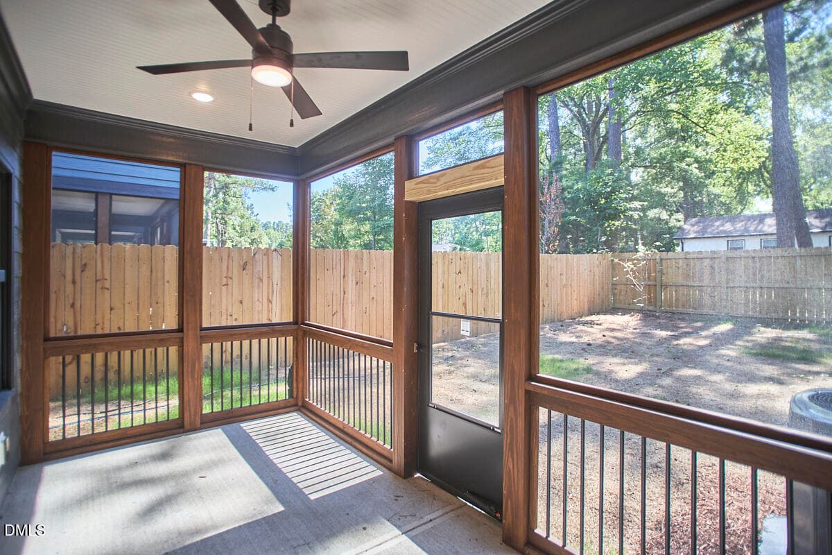 Screened porch - 3027 Omah Street C, Durham, NC 27705, Durham