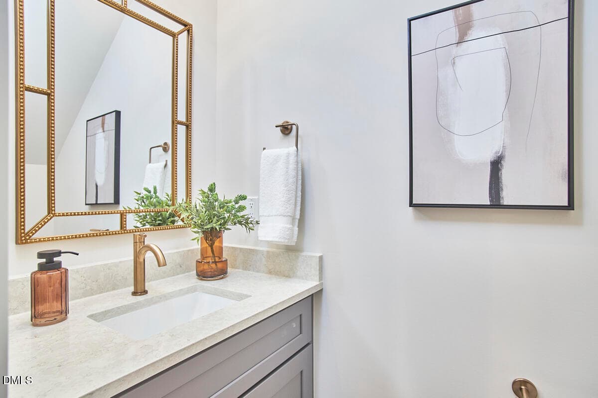 Powder room - 3027 Omah Street D, Durham, NC 27705, Durham