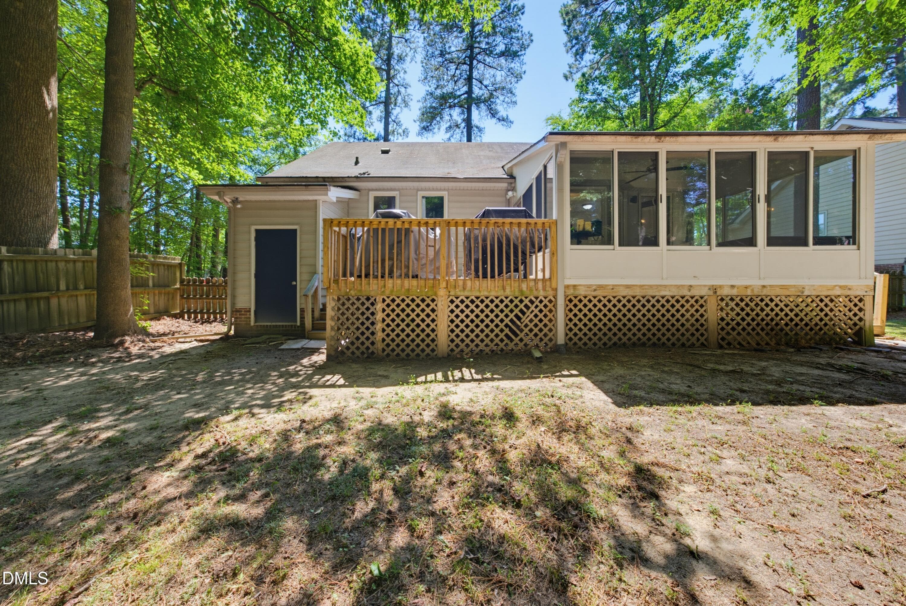 DSC01658 - 3500 Castlegate Drive, Raleigh, NC 27616, Raleigh