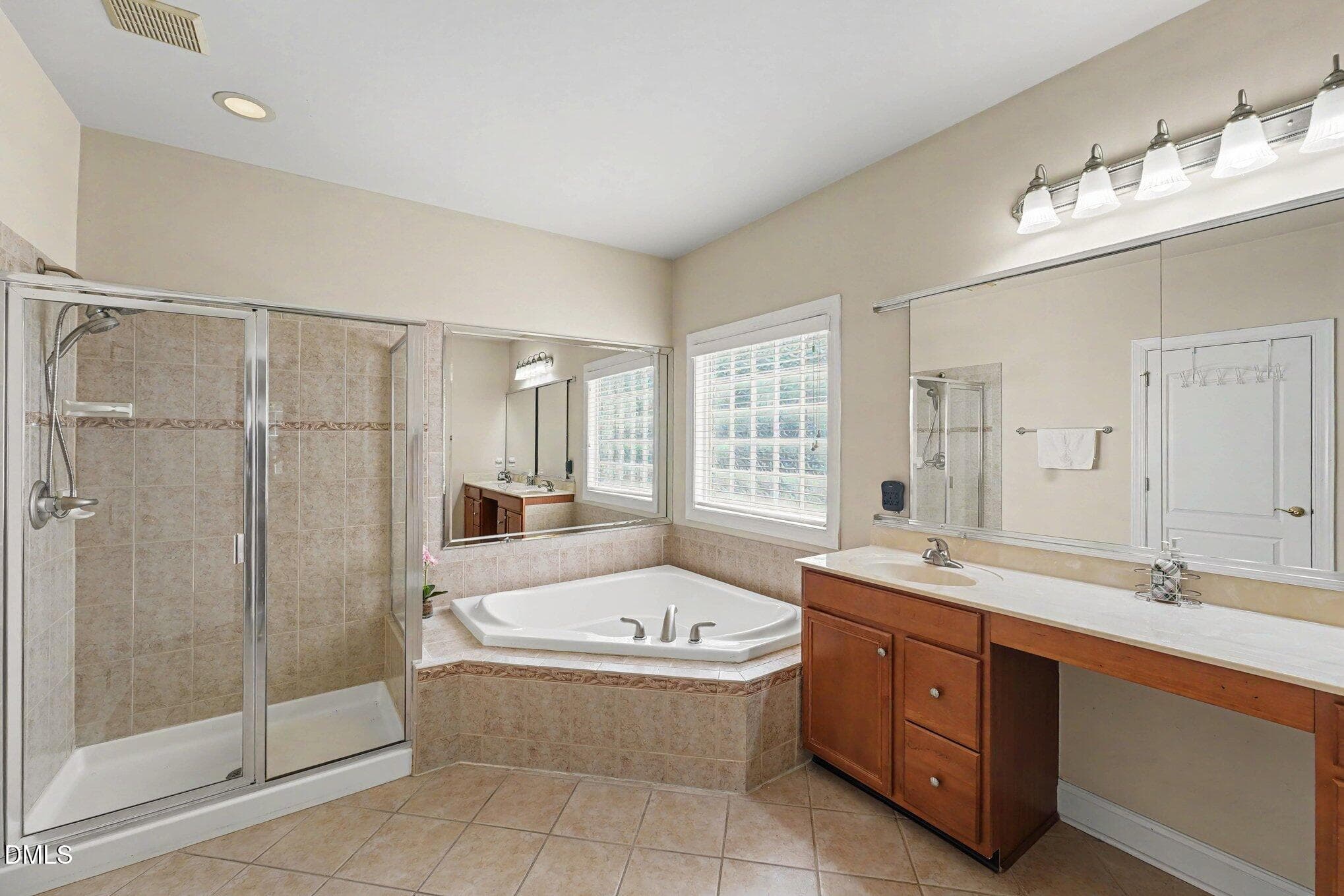 031_file_9957 - 9159 Palm Bay Circle, Raleigh, NC 27617, Raleigh