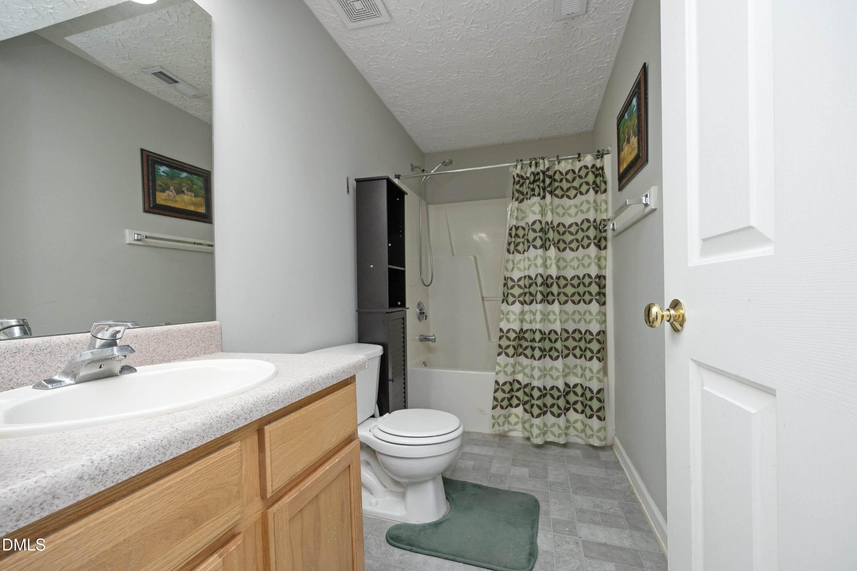 23FullBath - 5732 Brambleton Avenue, Raleigh, NC 27610, Raleigh
