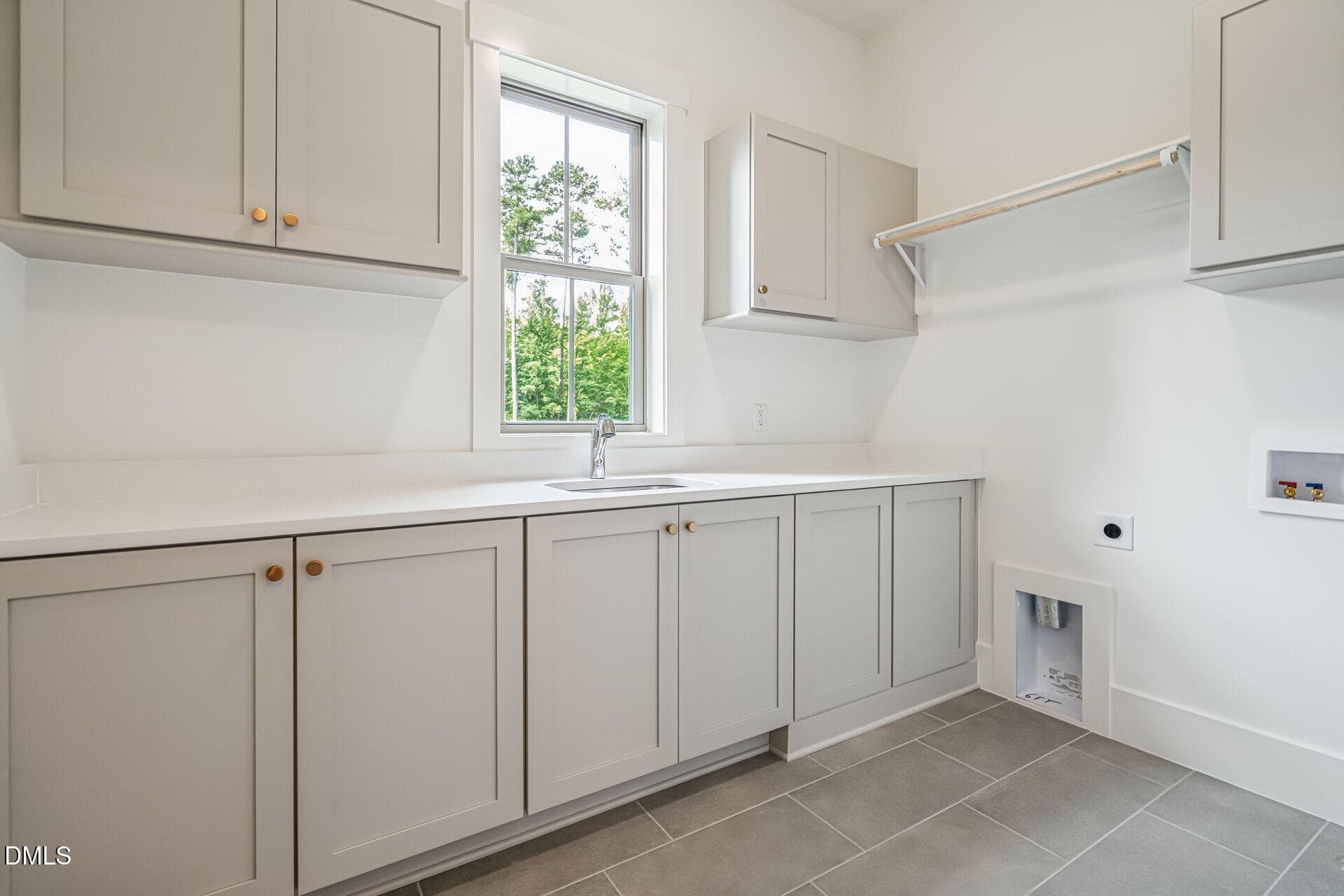 026-1920x1080-laundry-room - 476 Mollie Meadow Drive, Zebulon, NC 27597