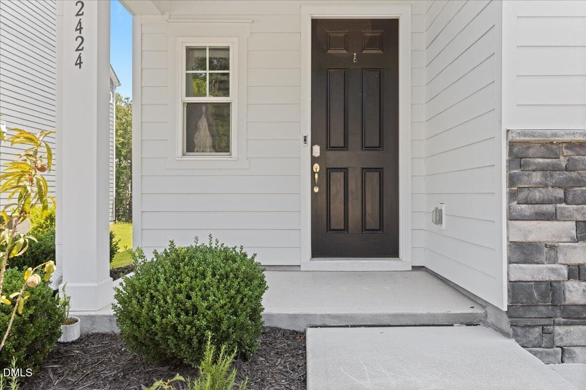 05-2A1A0194 - 2424 Pikes Peak Drive, Raleigh, NC 27616, Raleigh