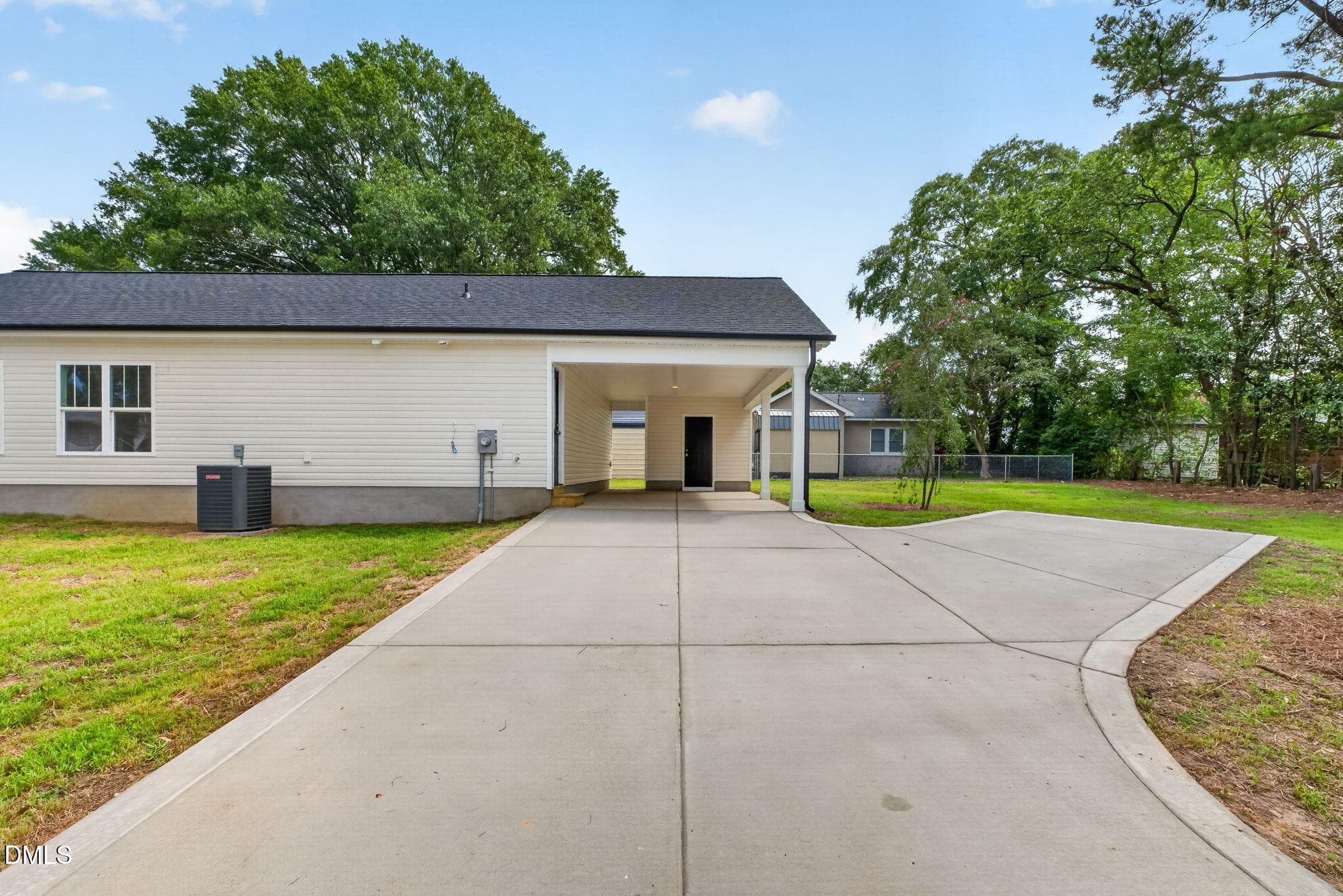 33-web-or-mls-DSC00786 - 711 S Ellis Avenue, Dunn, NC 28334