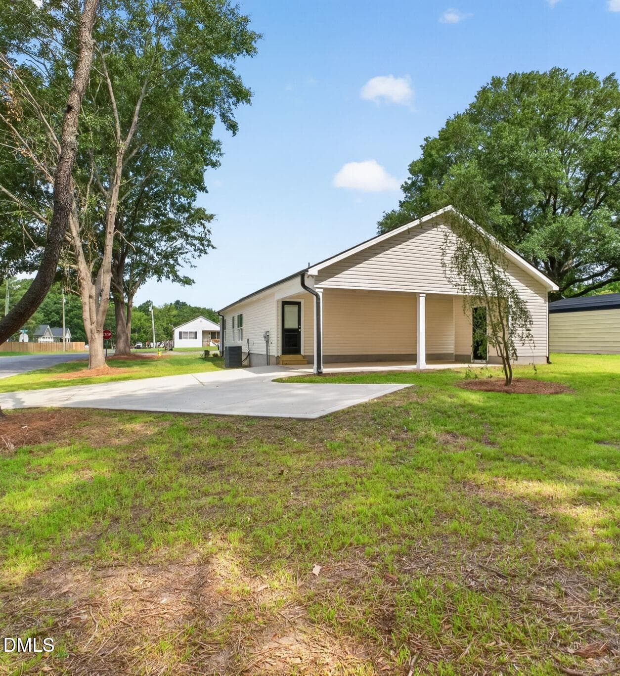 34-web-or-mls-DSC00797 - 711 S Ellis Avenue, Dunn, NC 28334